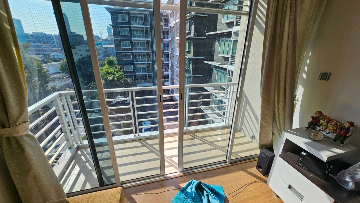 ขายคอนโดเกษตรศาสตร์ รัชโยธิน : ขาย บริดจ์ พหลโยธิน 37 ห้องมุม 2 ห้องนอน ใกล้ BTS-รัชโยธิน 