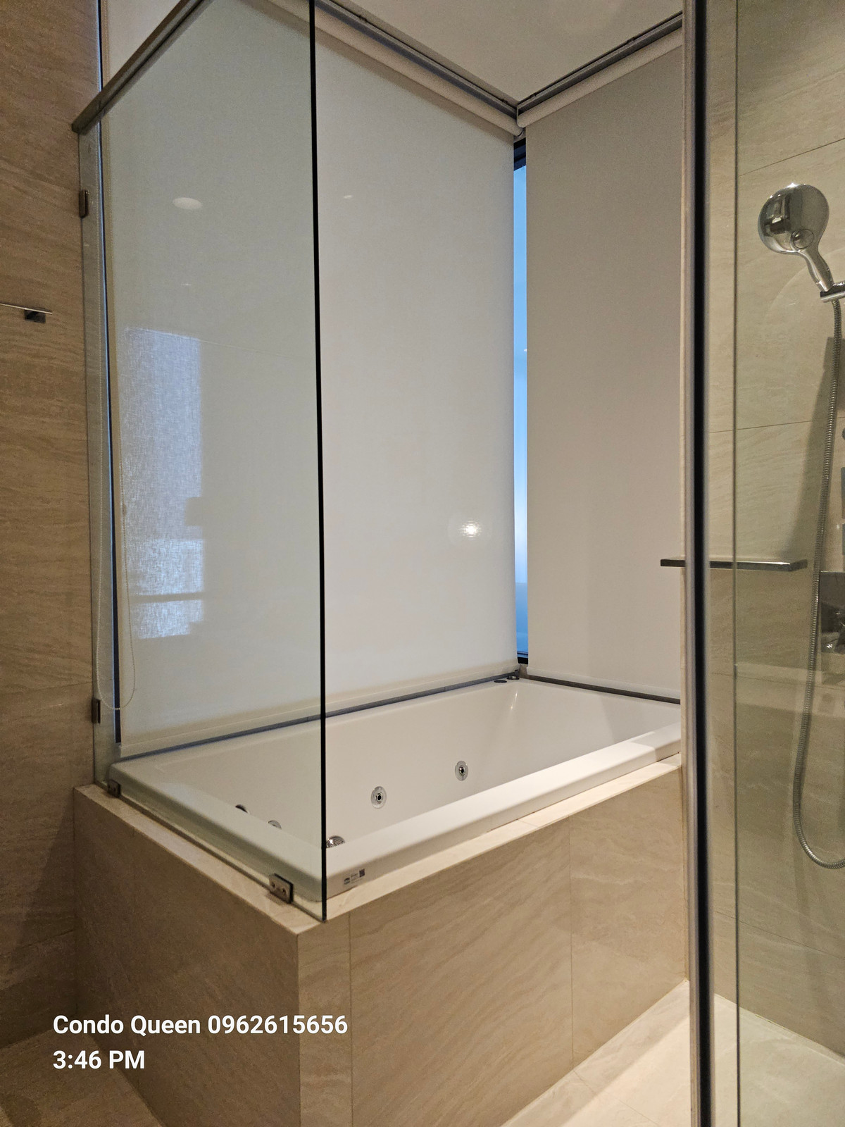 ให้เช่าคอนโดสีลม ศาลาแดง บางรัก : แอสตัน สีลม  ให้เช่า 1 นอน 1 น้ำ พื้นที่ 50 ตรม  40,000 บาท สนใจโทร น้อง 096-2615656 พร้อมให้นัดหมายเข้าชมทุกวัน Ashton Silom 1bed 1 bath 50 Sq,m Rental price 40,000 Baht call Nong 096-2615656 Ready to touring everyday ห้องกว้าง 50 ตรม. พร้อมอยู่ได้เ