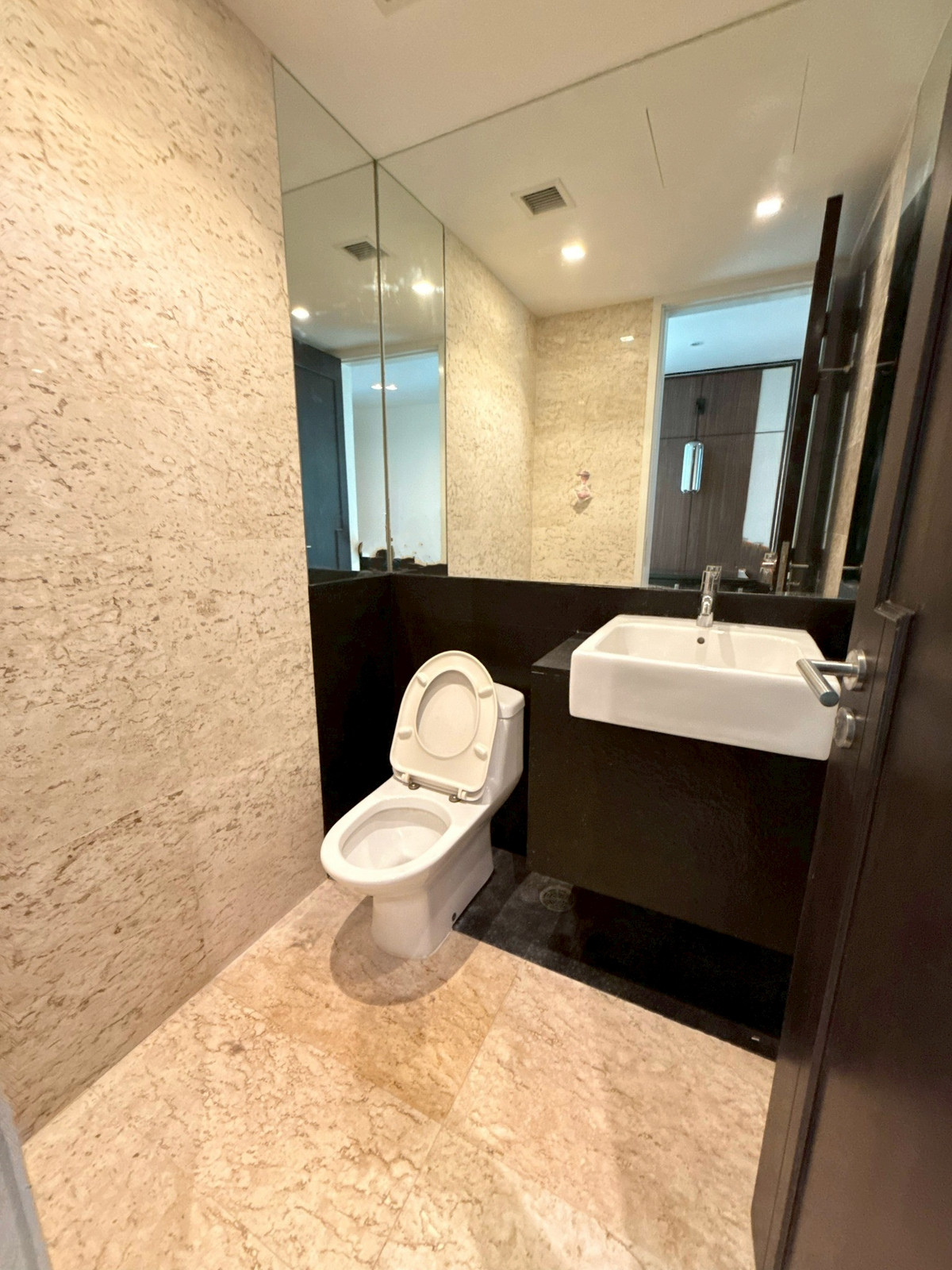 For SaleCondoRama3 (Riverside),Satupadit : LTH14244 – Condo for Sale | The Pano Rama 3 | 225 sqm | 3 Beds 3 Baths | Near BTS Chong Nonsi | 38.5 MB | Condo for sale The Pano Rama 3