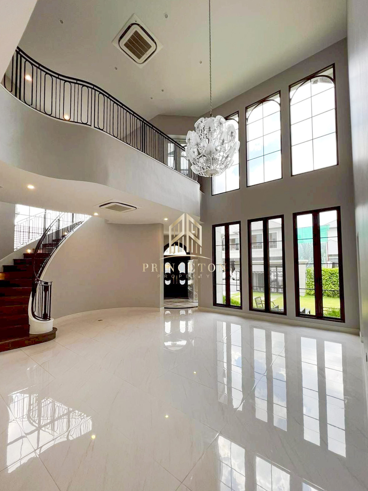 บ้านพัฒนาการ ศรีนครินทร์ : ขายขาดทุน ราคาดีที่สุดในโครงการ นาราสิริ กรุงเทพกรีฑา📞 092-4252445 Narasiri Krungthep Kreetha 