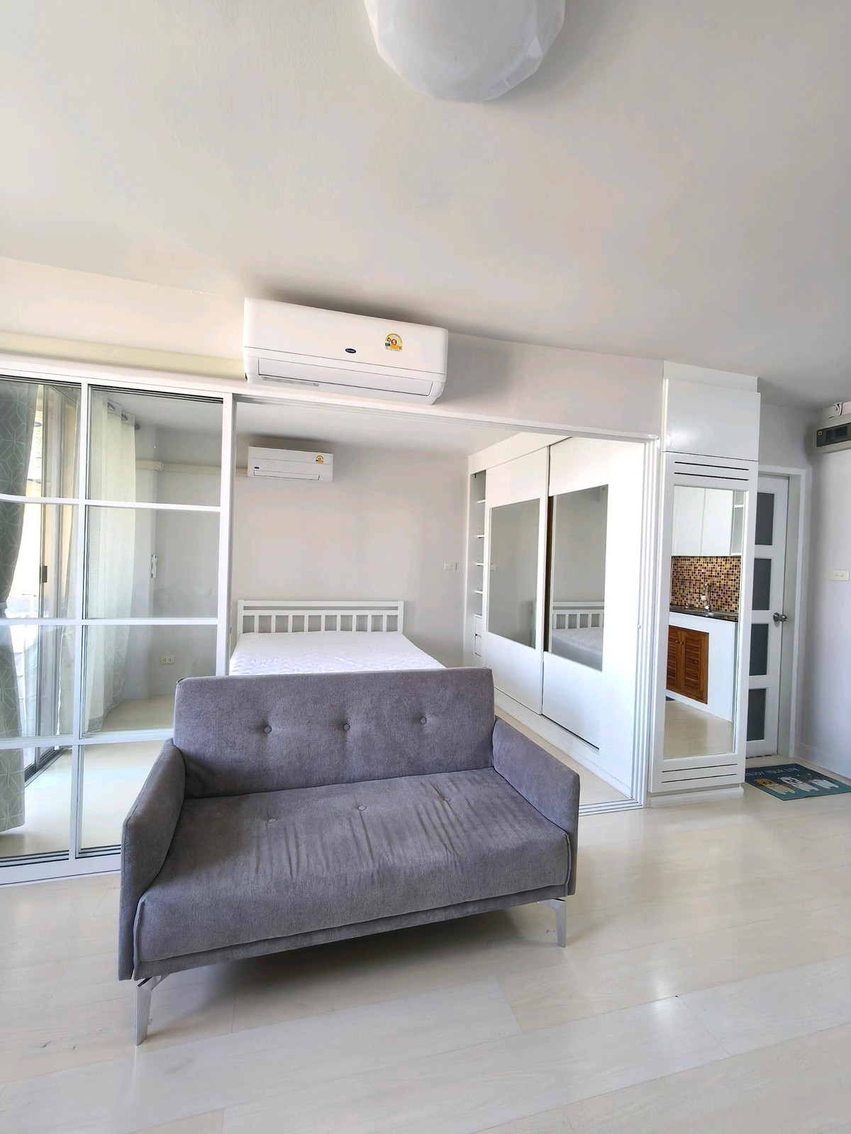 ให้เช่าคอนโดบางนา แบริ่ง ลาซาล : ให้เช่าคอนโด 1 ห้องนอน วิวสวนร่มรื่นพร้อมอยู่มากจ้า