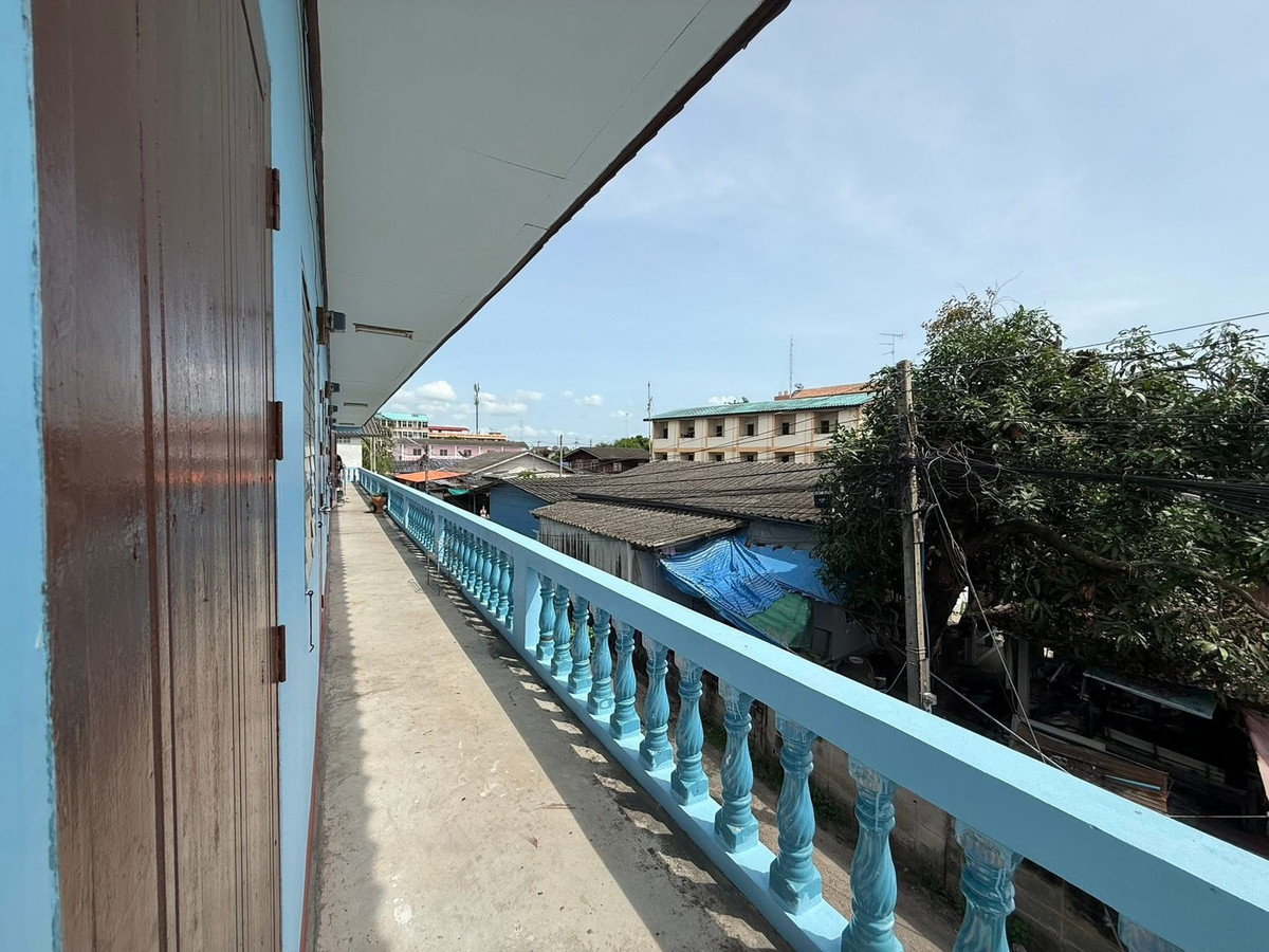 For SalePattaya, Bangsaen, Chonburi : Apartment with land 393 square wah, Sahapat Group, Chonburi / 2 floors (FOR SALE) YEAN095