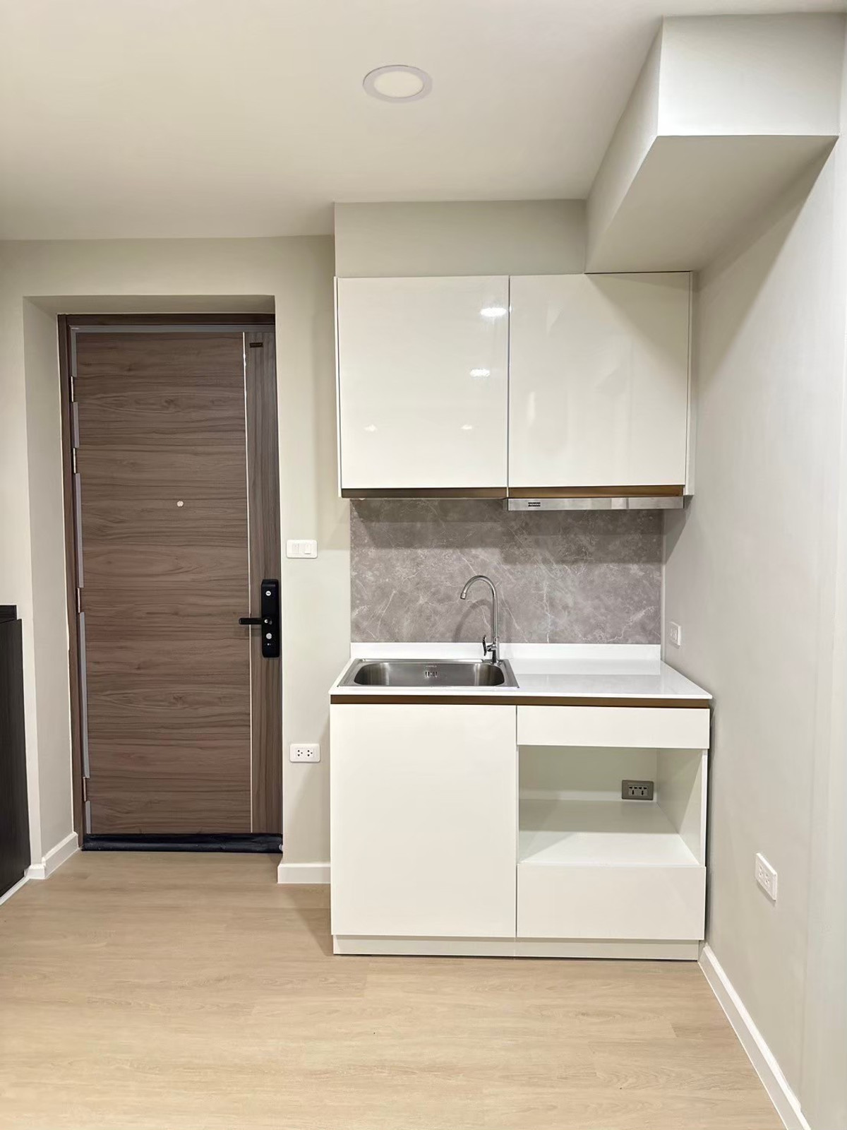 ขายคอนโดรัชดา ห้วยขวาง : ขาย/SALE : Artisan Ratchada (อาร์ติซาน รัชดา) - 1 ห้องนอน LC098