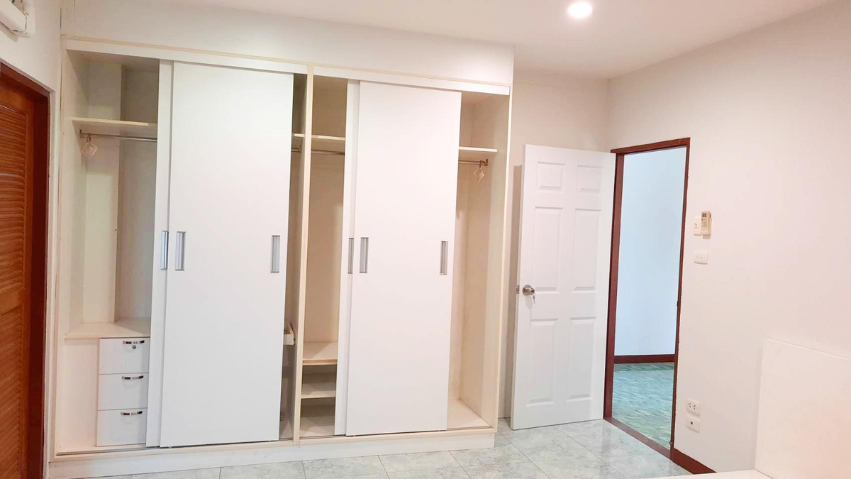 ขายบ้านพัฒนาการ ศรีนครินทร์ : ขาย บ้านเดี่ยว 2 ชั้นหมู่บ้านเคหะนคร 3 54 ตร.วา 4 ห้องนอน ซ.พัฒนาการ 50 พร้อมอยู่