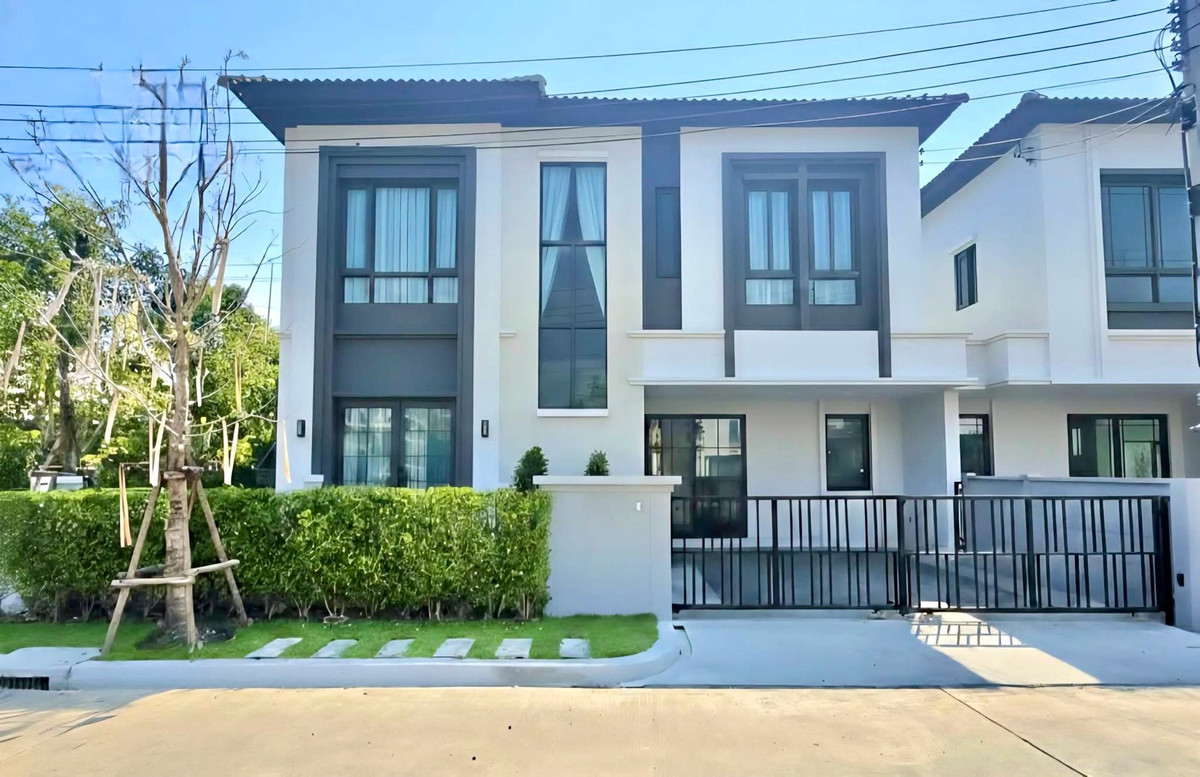 For RentHouseSamut Prakan,Samrong : 🌟For Rent: Semi-Detached House at Grande Pleno Sukhumvit–Bangna. 2-Storey Semi-Detached with 4 Bedrooms | 4 Bathrooms. Fully built-in furnished and decorated.💥Rental Fee: 95,000 THB/month