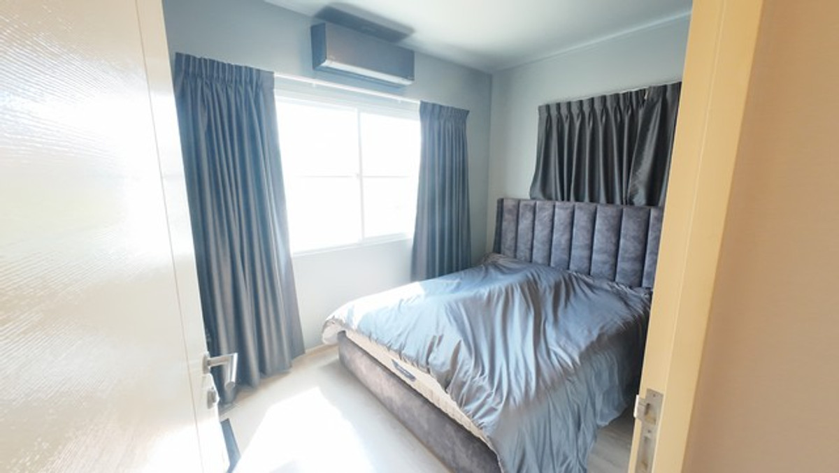 For SaleTownhomeBangna, Bearing, Lasalle : Indy 4 Bangna KM.7, the first house ready for a small family to begin happiness immediately.