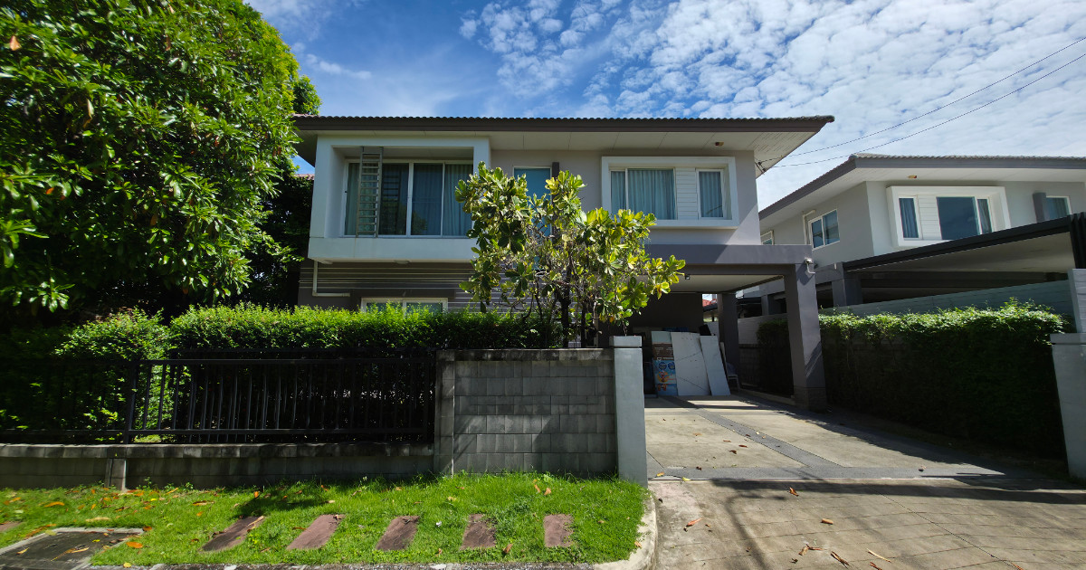 ขายบ้านนวมินทร์ รามอินทรา : บ้านเดี่ยว วรารมย์ ต่อเติม ตกแต่งพร้อม ลมธรรมชาติดีมาก หลังในสุด ซอยตัน เป็นส่วนตัว