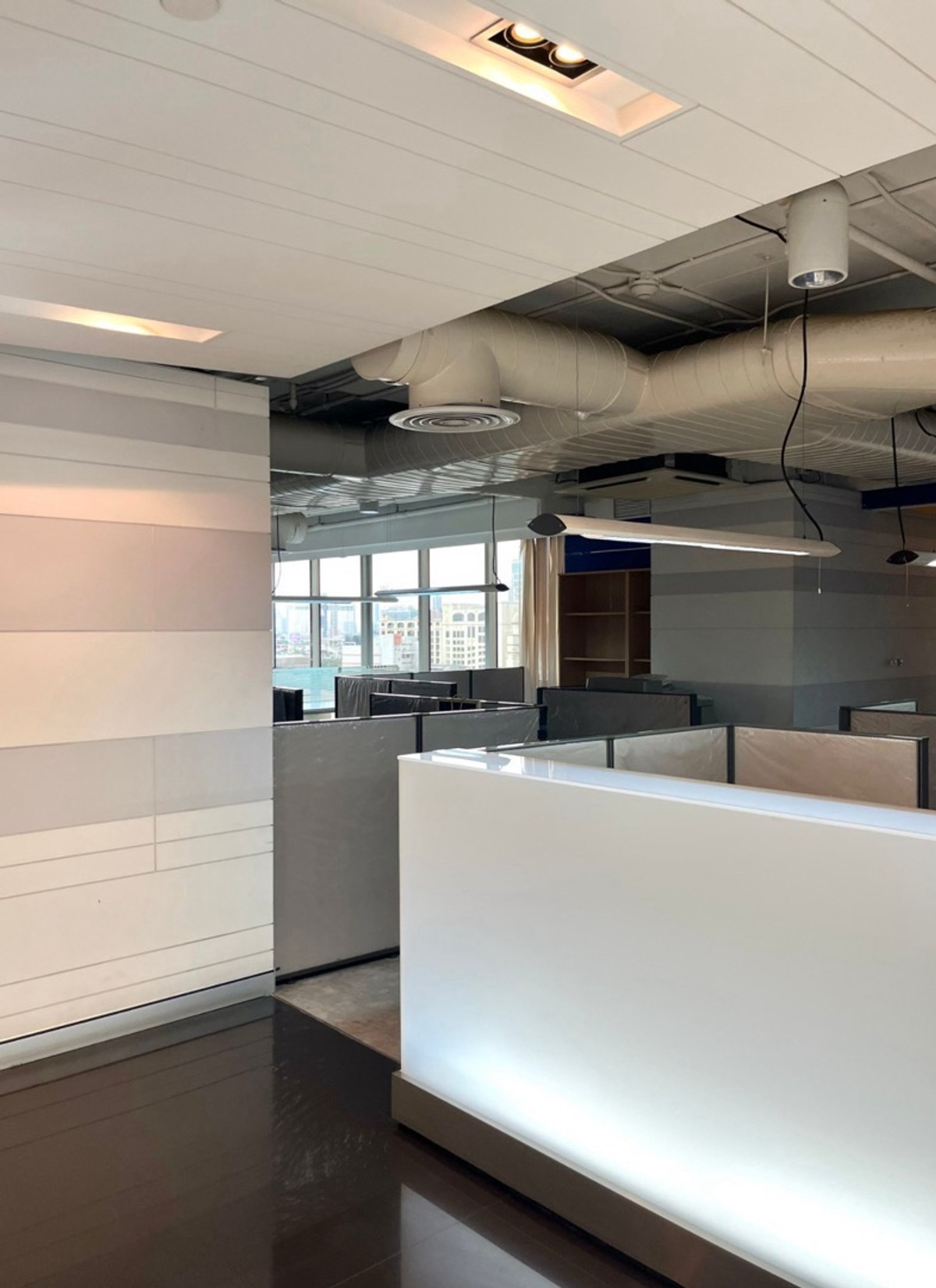 For RentOfficeSukhumvit, Asoke, Thonglor : Office for rent with furniture @ Sukhumvit 26 Phrom Phong, near BTS 950 meters | Office Space 209.63 Sqm., Panoramic View