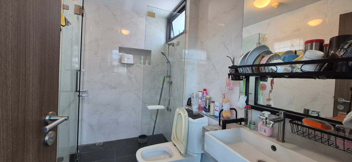 For SaleHome OfficeLadprao101, Happy Land, The Mall Bang Kapi : 5-story home office for sale, The Primary 101 Project, Soi Lat Phrao 101.  📌Cheaper than estimated