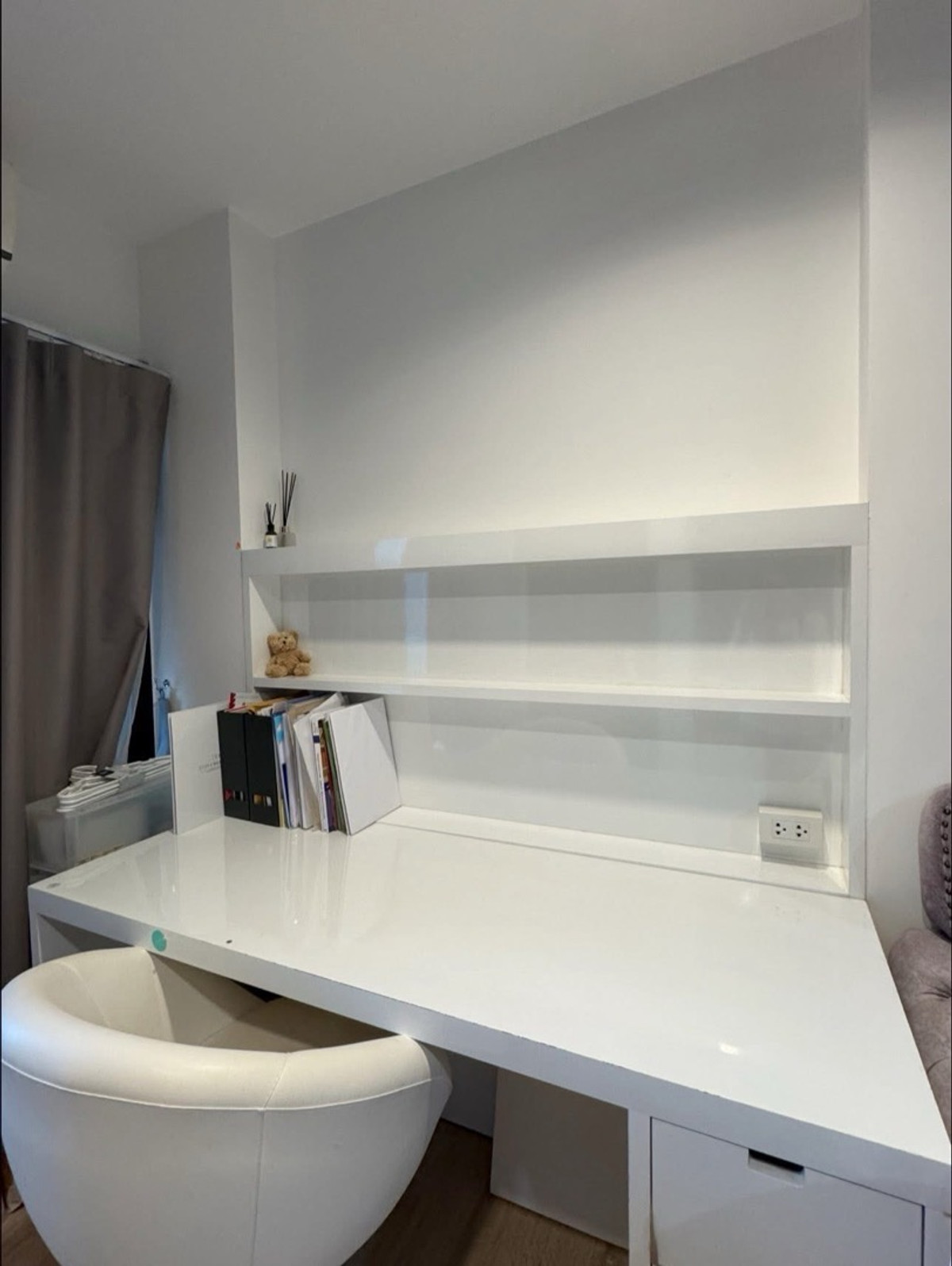 ให้เช่าคอนโดปิ่นเกล้า จรัญสนิทวงศ์ : ให้เช่าห้องสวย Thana Astoria Pinklao ชั้น 20 ขนาด 35 ตร.ม. ราคา 15,000 บาท 