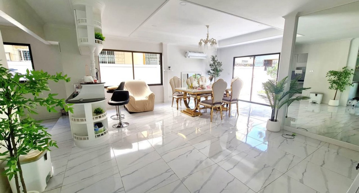 For SaleHousePattaya, Bangsaen, Chonburi : Country Home 1 / 3 Bedrooms (For Sale), Country Home 1 / 3 Bedrooms (FOR SALE) YEAN096