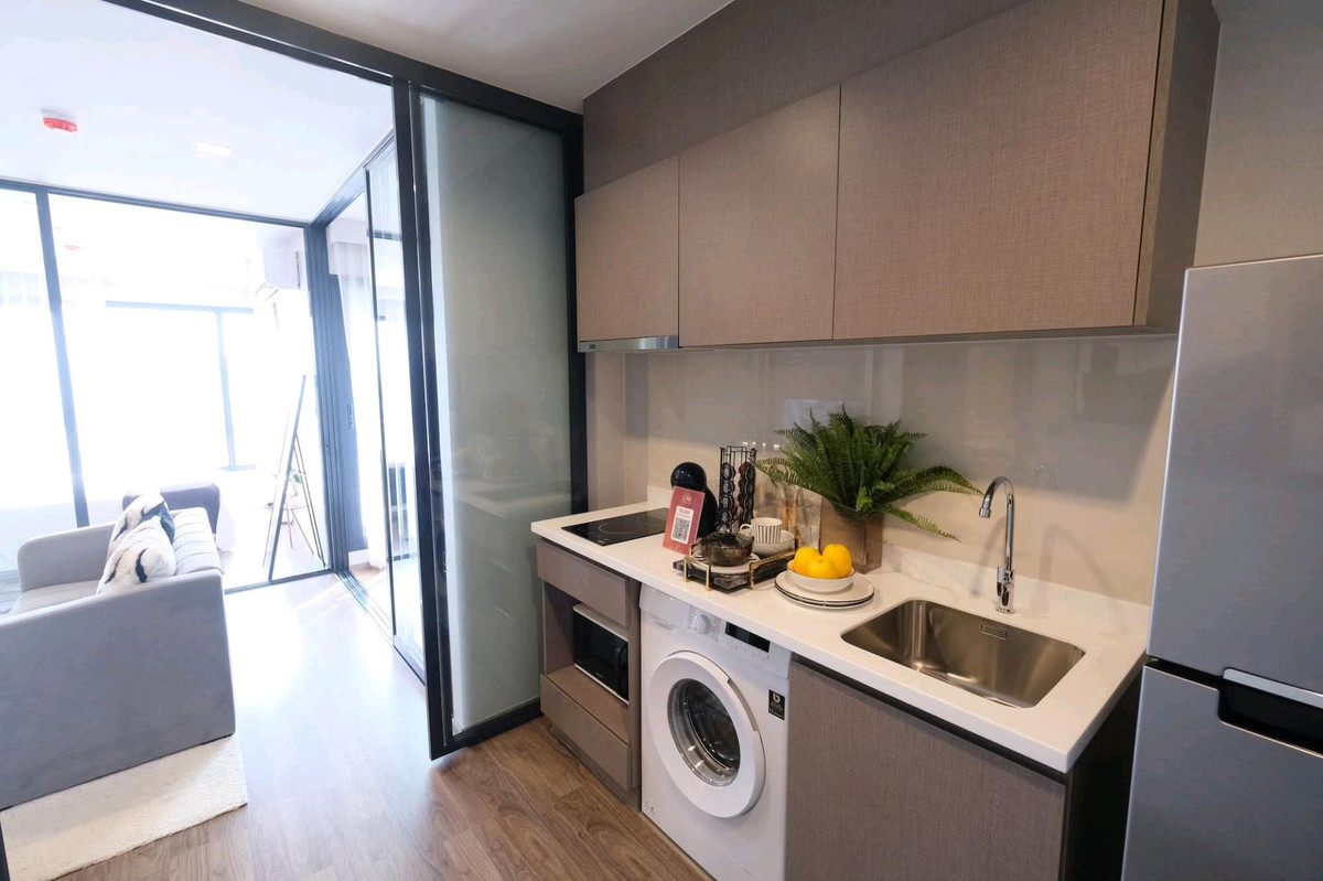 ให้เช่าคอนโดลาดพร้าว เซ็นทรัลลาดพร้าว : ให้เช่าคอนโด Life Ladprao Valley (ไลฟ์ ลาดพร้าว แวลลีย์) ใกล้ BTS ห้าแยกลาดพร้าว
        Mrt พหลโยธิน
ตรงข้ามเซ็นทรัลลาดพร้าว