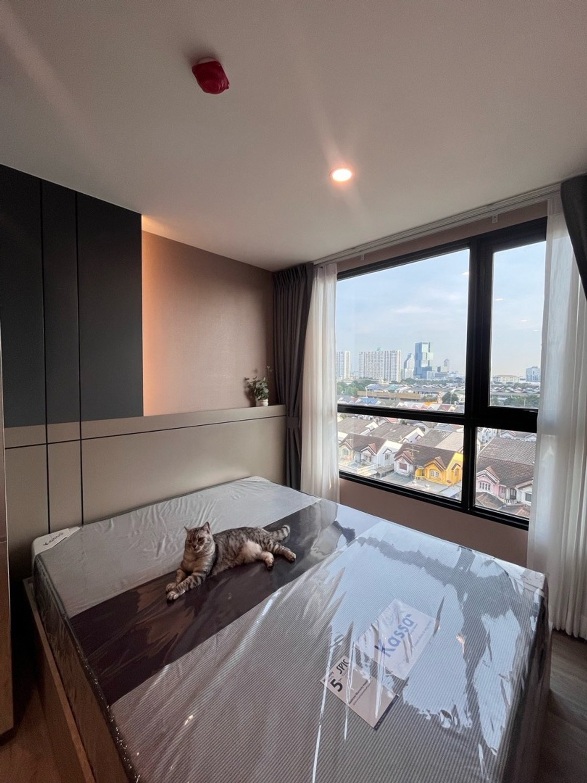 For RentCondoOnnut, Udomsuk : 🐶You can raise animals. Brand new room, ready to move in.