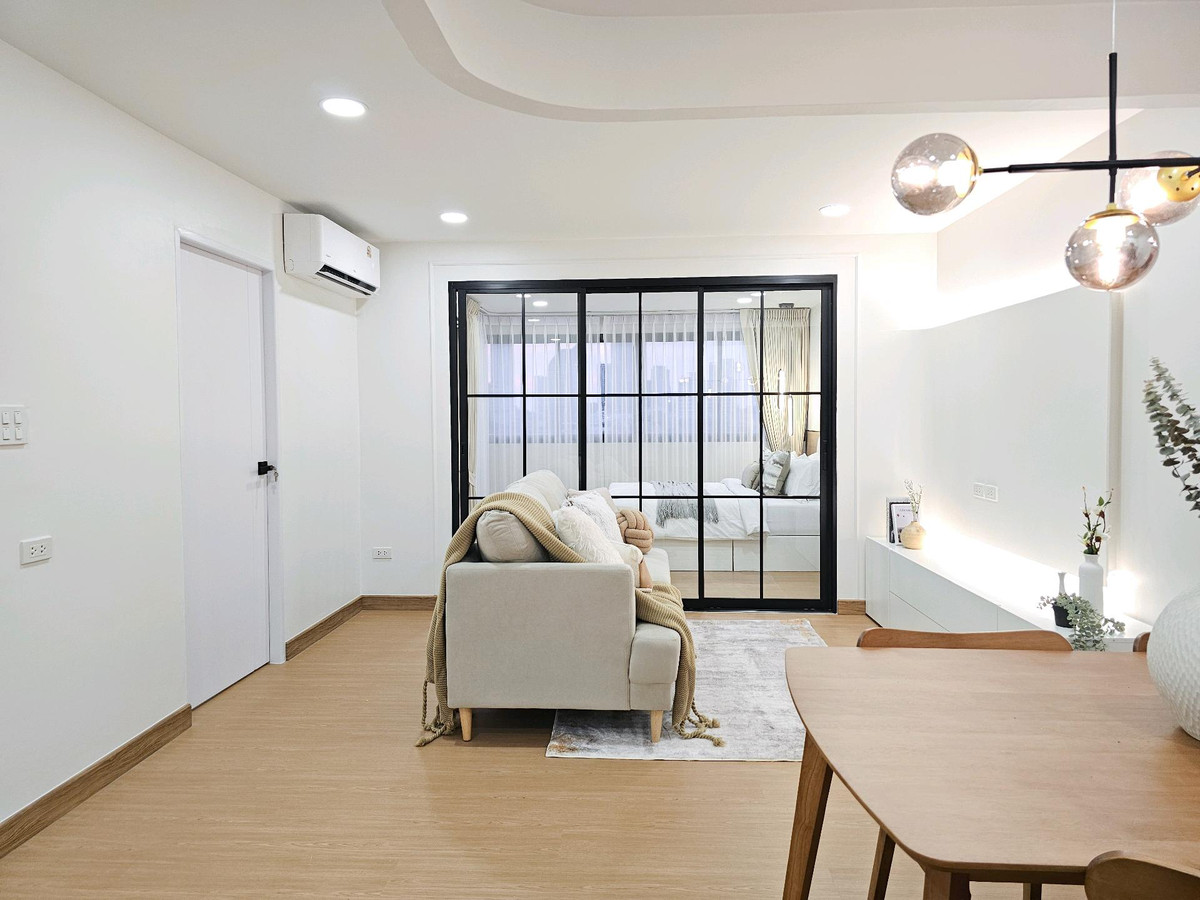 For SaleCondoSapankwai,Jatujak : Condo for sale, 2 bedrooms, Suthisan-Saphan Khwai area.