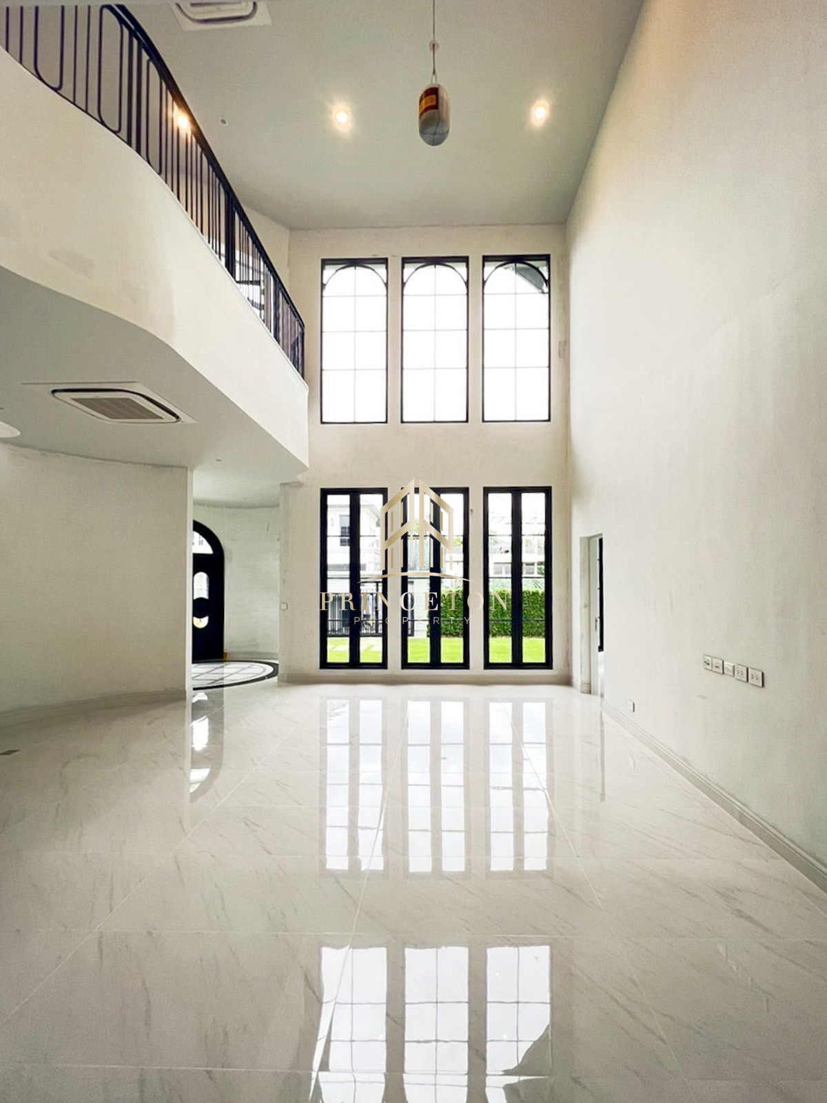 บ้านพัฒนาการ ศรีนครินทร์ : ขายขาดทุน ราคาดีที่สุดในโครงการ นาราสิริ กรุงเทพกรีฑา📞 092-4252445 Narasiri Krungthep Kreetha 