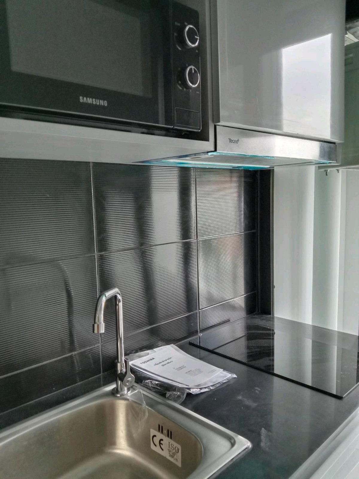 For RentCondoRatchadapisek, Huaikwang, Suttisan : 💫 Low-rise condo, peaceful atmosphere, private, close to the city, suitable for both living and working 🏙️🌿