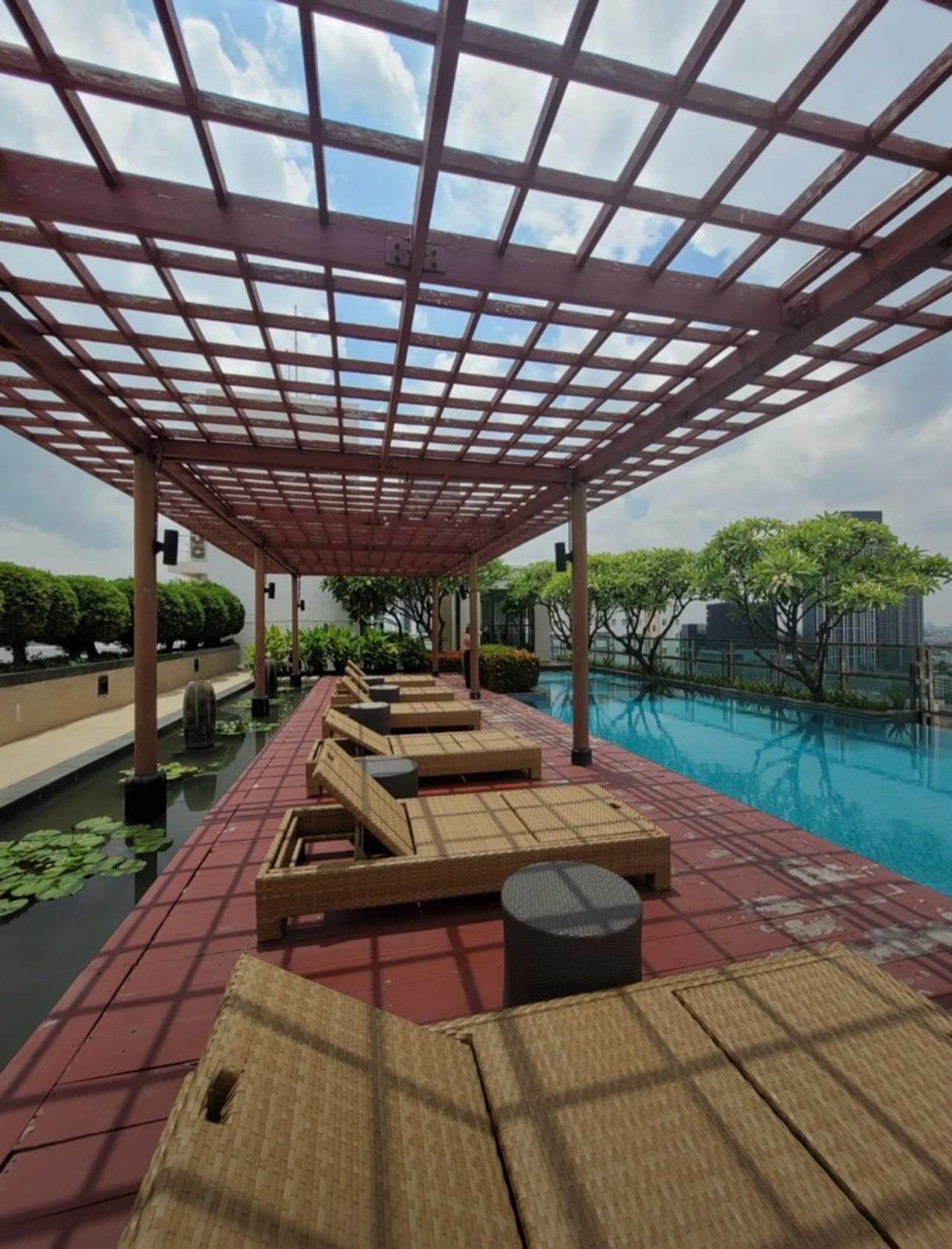 For RentCondoOnnut, Udomsuk : For rent Ideo Mix Udomsuk