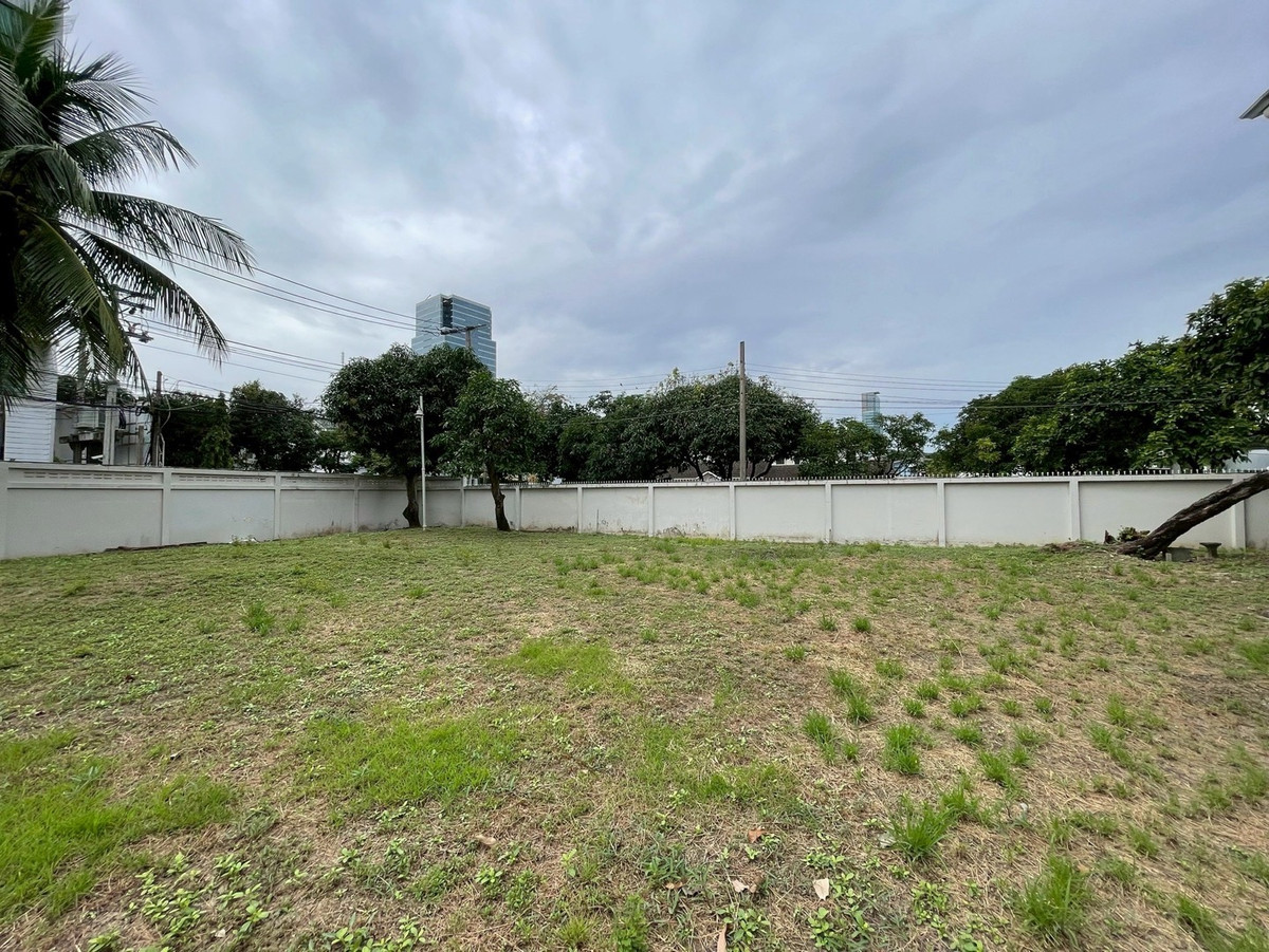 ให้เช่าบ้านอารีย์ อนุสาวรีย์ : ให้เช่าที่ดินพร้อมบ้าน อารีย์–พหลโยธิน 596.5 ตร.ว. ใกล้ BTS อารีย์ รองรับการใช้เชิงพาณิชย์และการพัฒนาในอนาคต