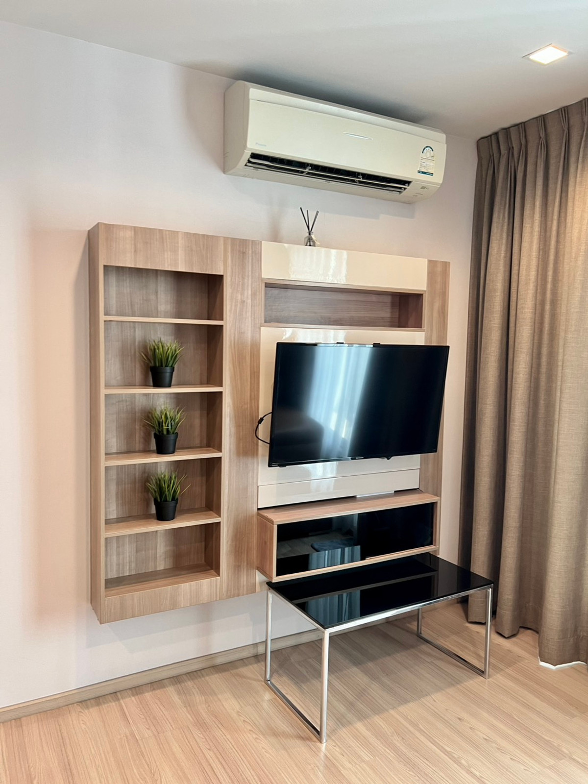 ให้เช่าคอนโดสาทร นราธิวาส : 🏷️ Special Price -Rhythm Sathorn 35k/month - 2Bedroom  With Bathtub **River View - Fully furnished & Ready to move in 