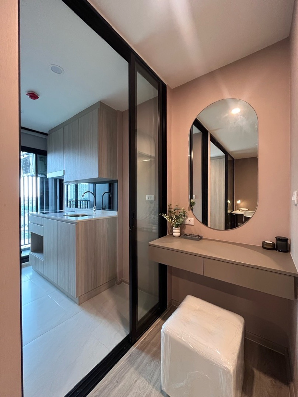 For RentCondoOnnut, Udomsuk : 🐶You can raise animals. Brand new room, ready to move in.