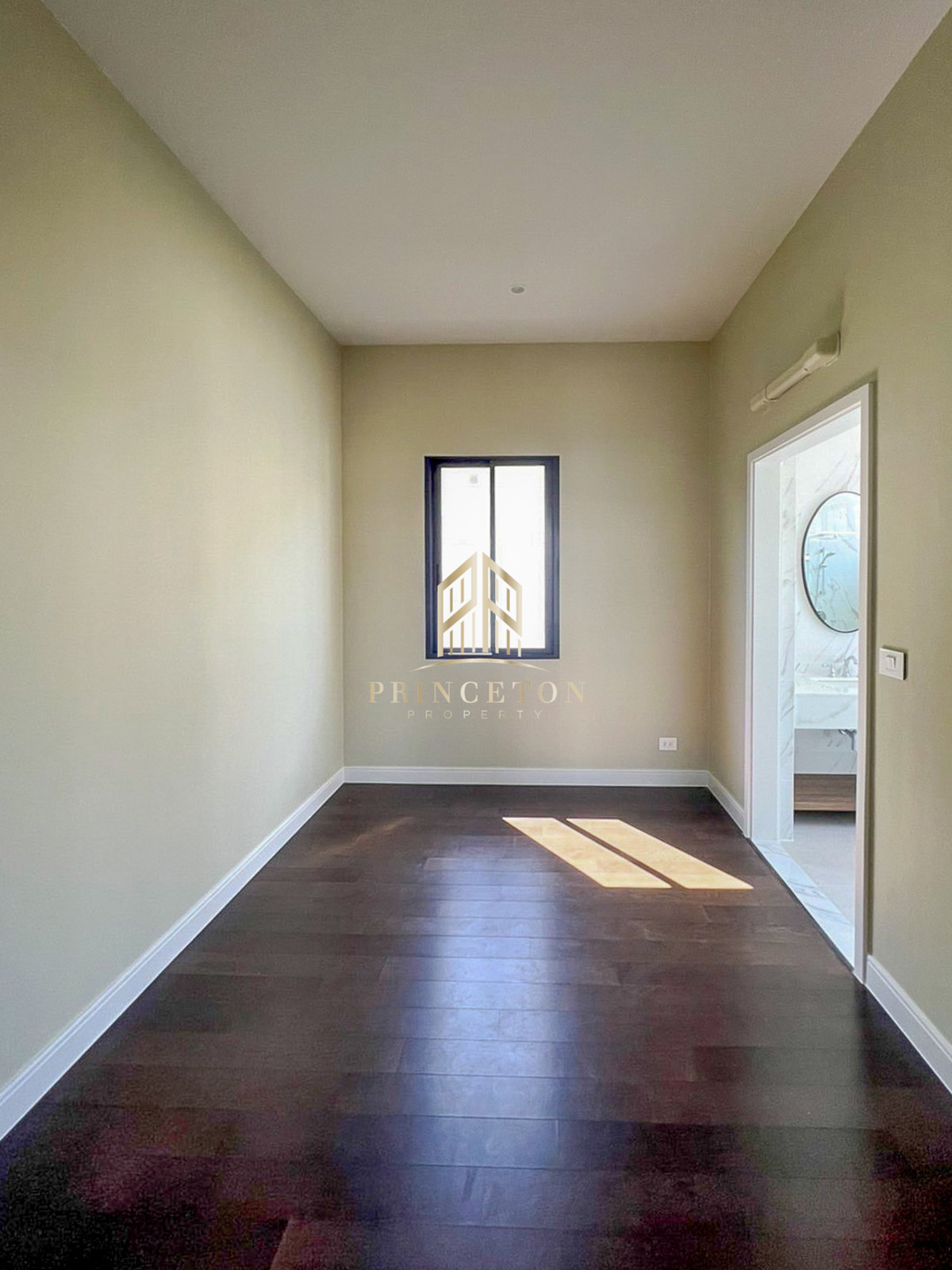 บ้านพัฒนาการ ศรีนครินทร์ : ขายขาดทุน ราคาดีที่สุดในโครงการ นาราสิริ กรุงเทพกรีฑา📞 092-4252445 Narasiri Krungthep Kreetha 