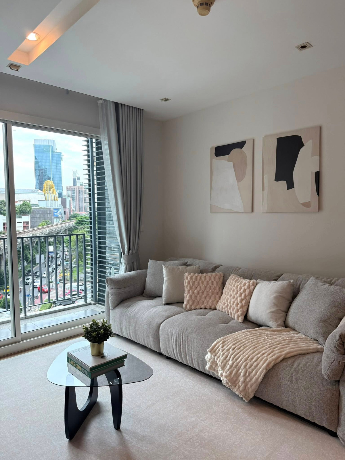 For SaleCondoSukhumvit, Asoke, Thonglor : Sale with tenant/SALE WITH TENANT : Siri @ Sukhumvit (Siri @ Sukhumvit) - 2 bedrooms LC097