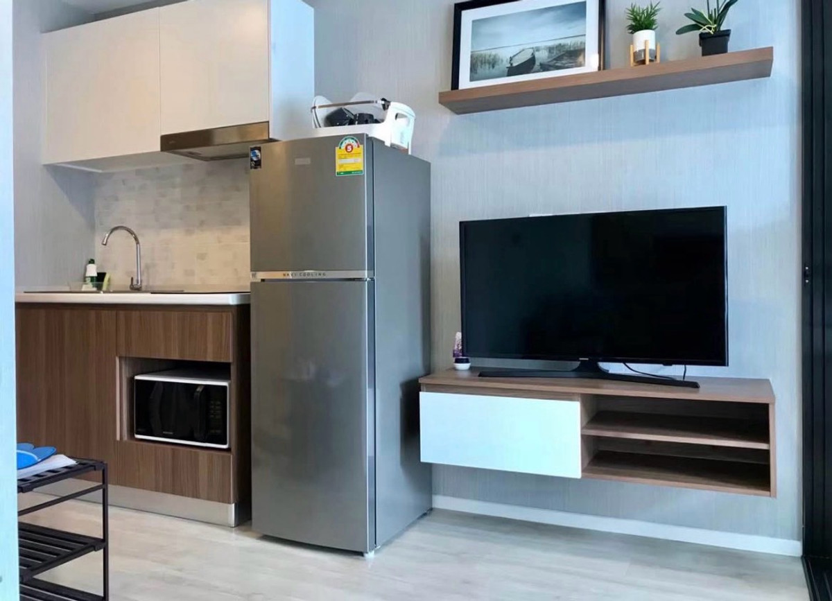 ให้เช่าคอนโดโชคชัย4 ลาดพร้าว71 : ให้เช่า คอนโด Atmoz ลาดพร้าว 71ขนาดห้อง : 23 ตร.ม อาคาร : D ชั้น : 6 ราคา : 10,000 บาท สถานที่ใกล้เคียง : รถไฟฟ้าสายสีเหลือง สถานีโชคชัย4