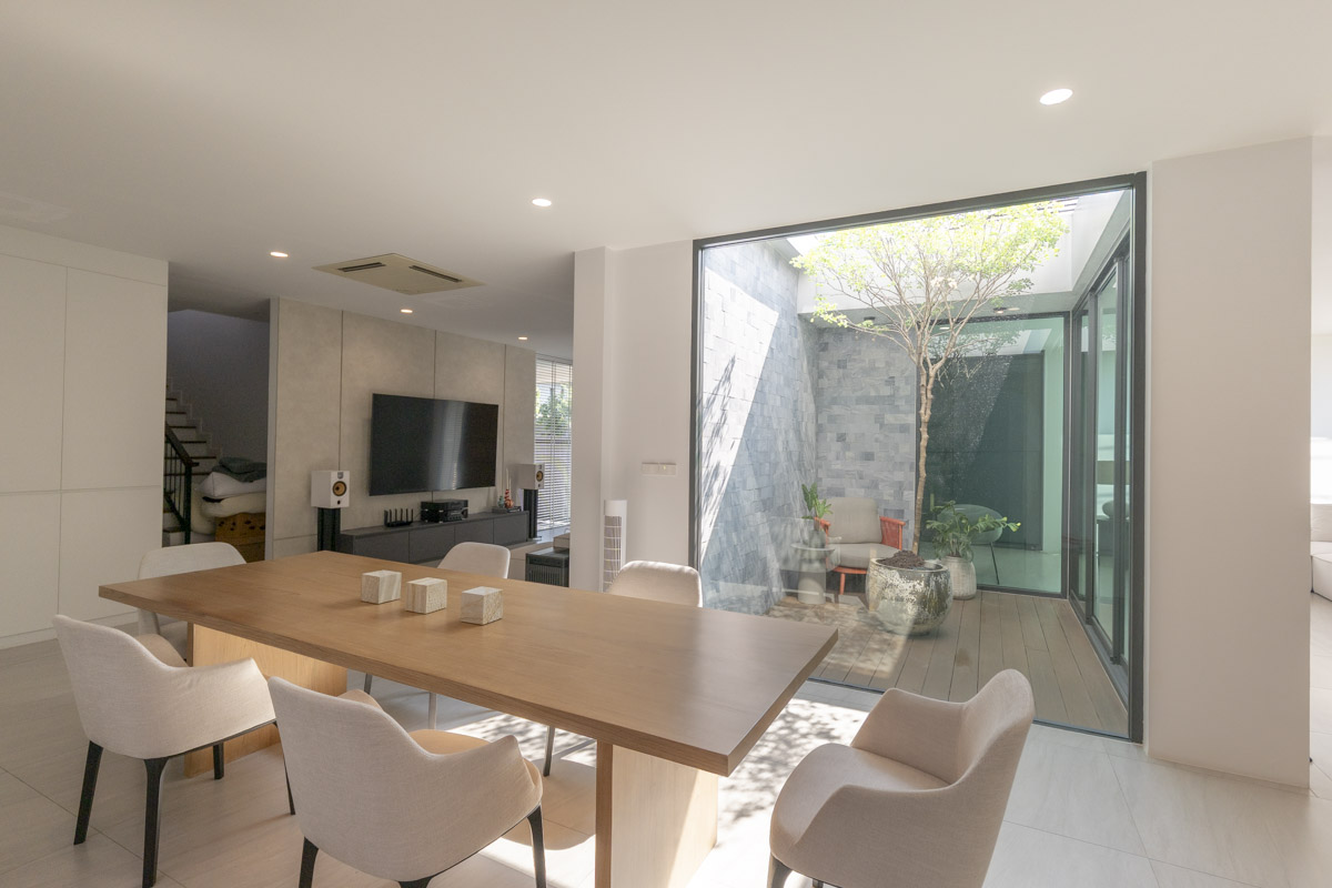 For SaleHousePattanakan, Srinakarin : 🔥Urgent Sale+🔥 Setthasiri Srinakarin-Rama 9, Fully Furnished, Ready to Move In.