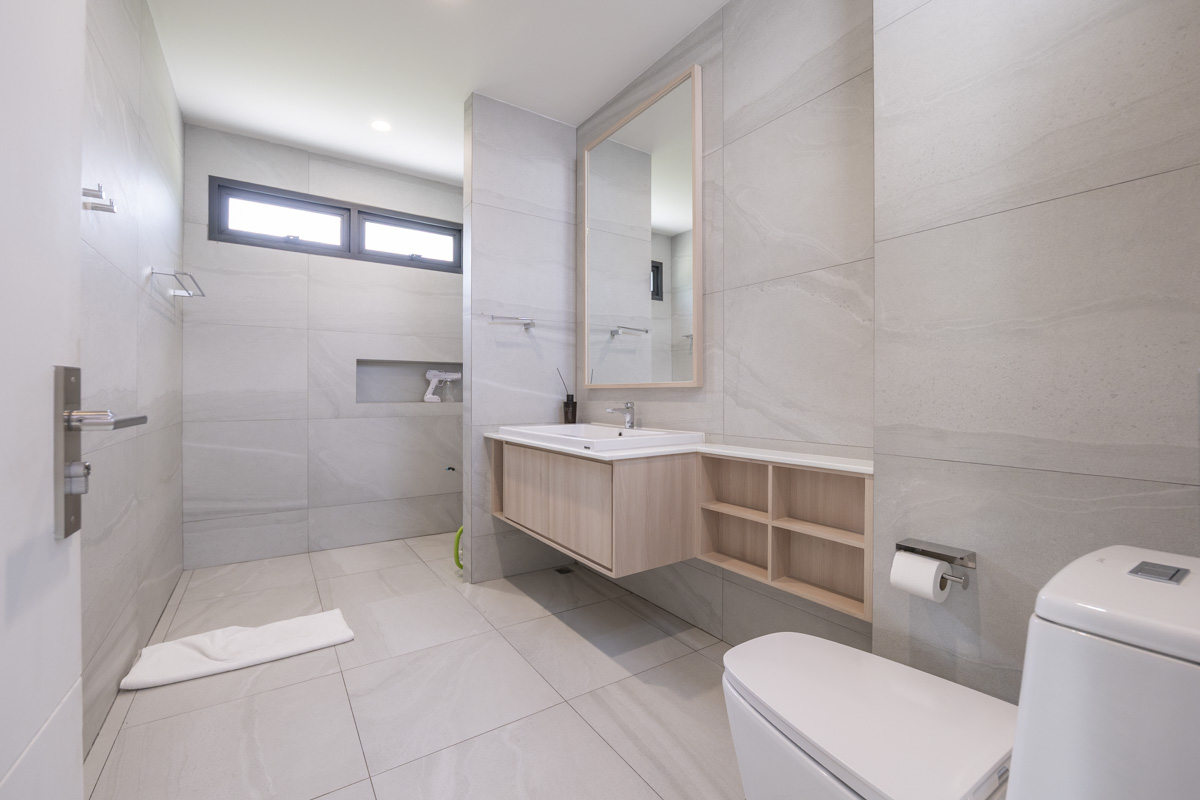 For SaleHousePattanakan, Srinakarin : 🔥Urgent Sale+🔥 Setthasiri Srinakarin-Rama 9, Fully Furnished, Ready to Move In.