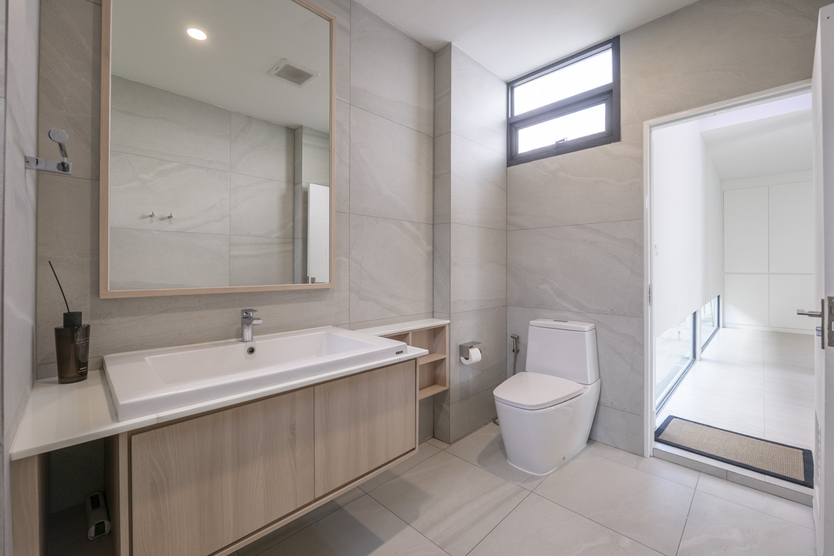 For SaleHousePattanakan, Srinakarin : 🔥Urgent Sale+🔥 Setthasiri Srinakarin-Rama 9, Fully Furnished, Ready to Move In.