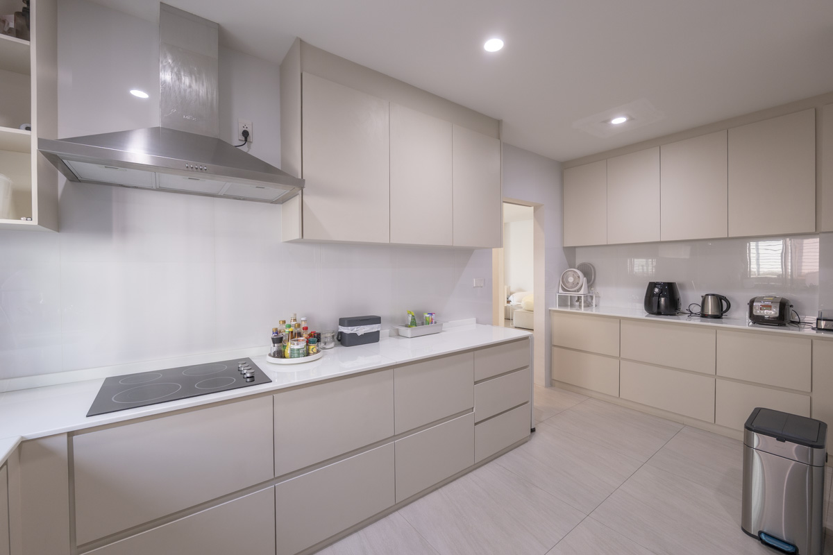 For SaleHousePattanakan, Srinakarin : 🔥Urgent Sale+🔥 Setthasiri Srinakarin-Rama 9, Fully Furnished, Ready to Move In.