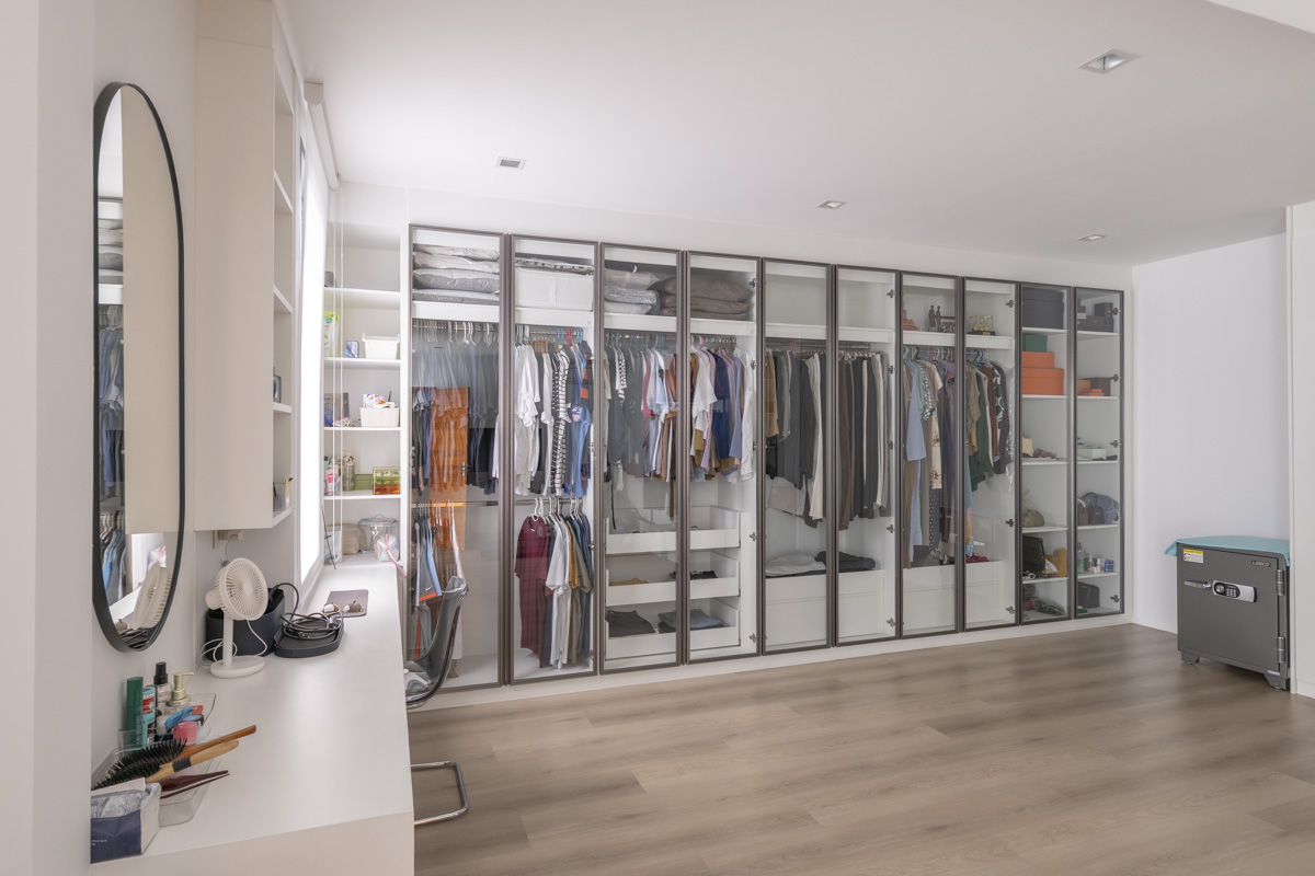 For SaleHousePattanakan, Srinakarin : 🔥Urgent Sale+🔥 Setthasiri Srinakarin-Rama 9, Fully Furnished, Ready to Move In.