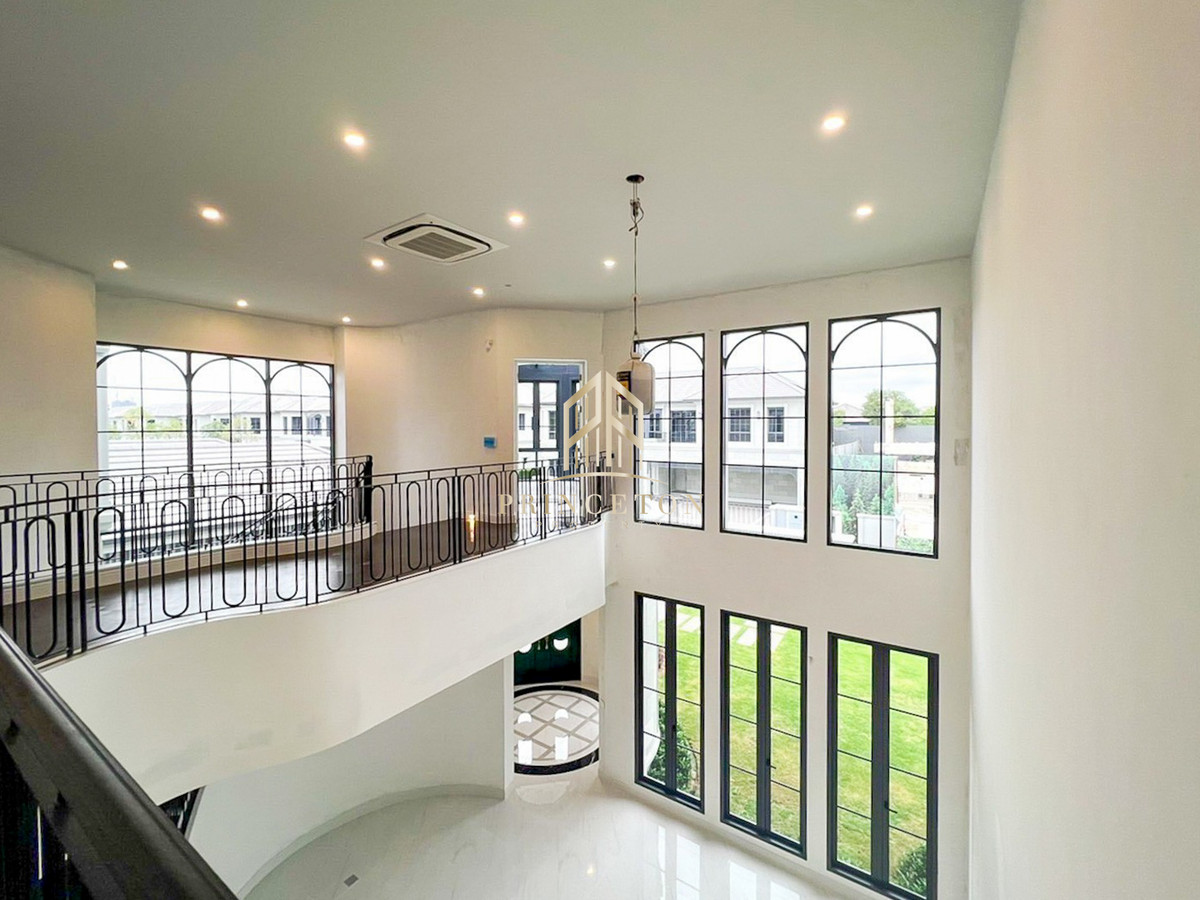 บ้านพัฒนาการ ศรีนครินทร์ : ขายขาดทุน ราคาดีที่สุดในโครงการ นาราสิริ กรุงเทพกรีฑา📞 092-4252445 Narasiri Krungthep Kreetha 