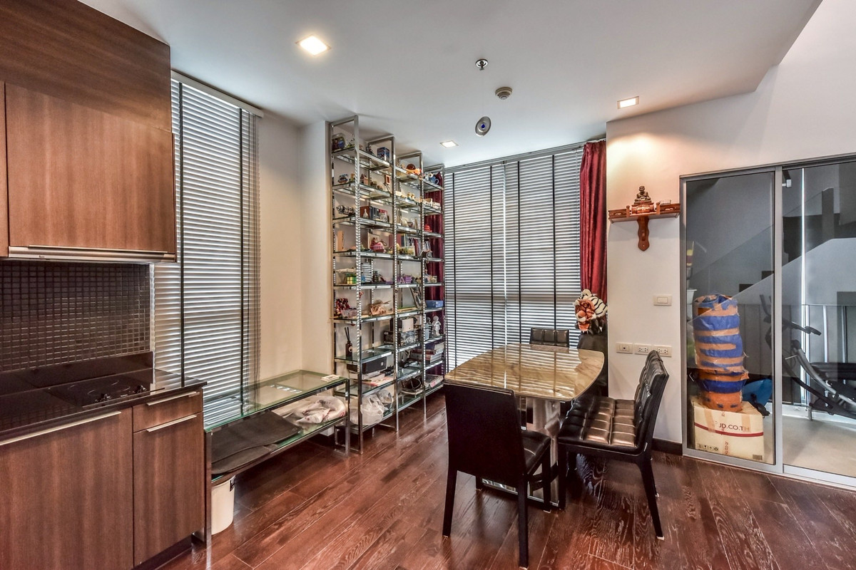 ขายคอนโดราชเทวี พญาไท : IDEO Q Phayathai for for sale 61 sqm 2 beds 2 baths 9.6 MB