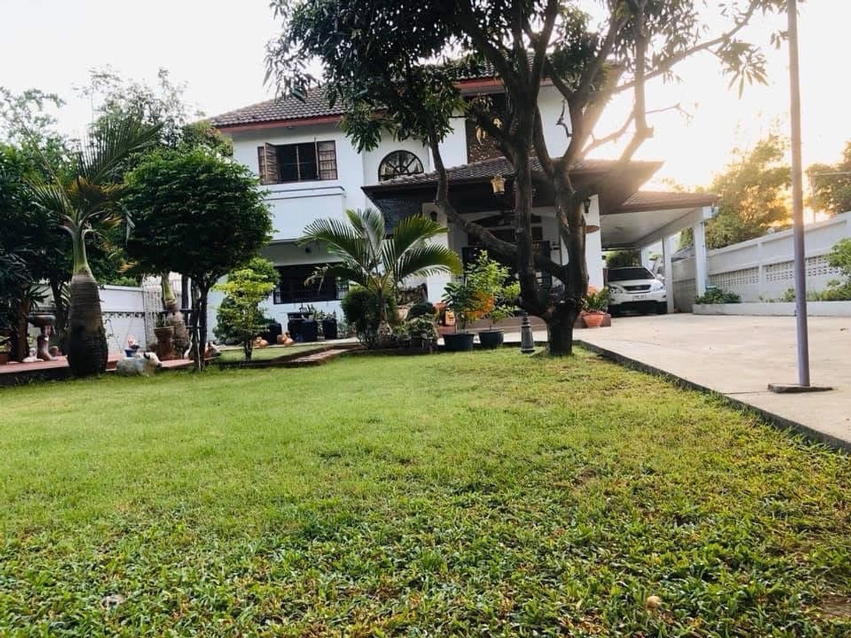 ขายบ้านเลียบทางด่วนรามอินทรา : ขายบ้านสวยทำเลดี ใกล้เลียบทางด่วน ถนนสังคมสงเคราะห์ 0863377287