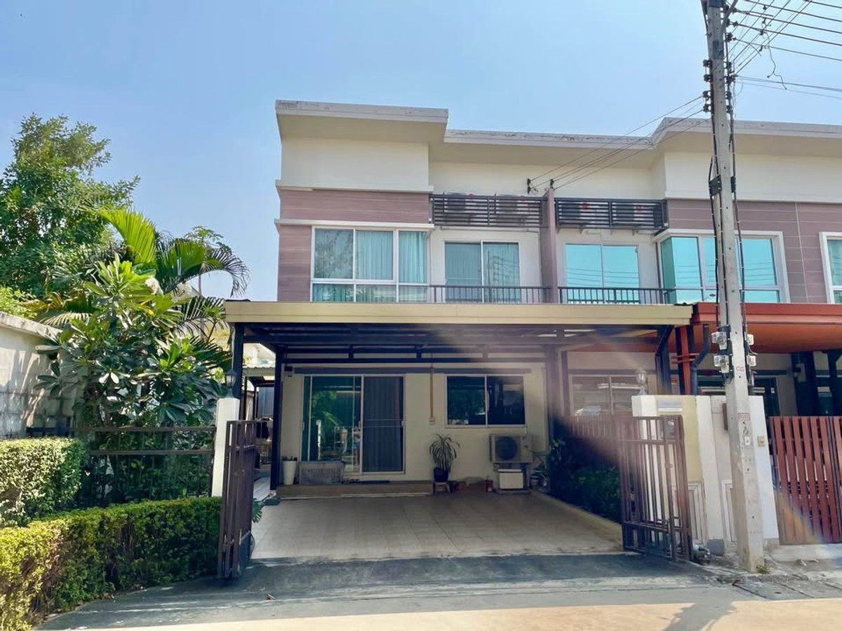 For SaleTownhomePathum Thani,Rangsit, Thammasat : Urgent sale, townhouse with furniture, ready to move in, corner unit, like new condition, Supalai Ville Rangsit, Khlong 2.
