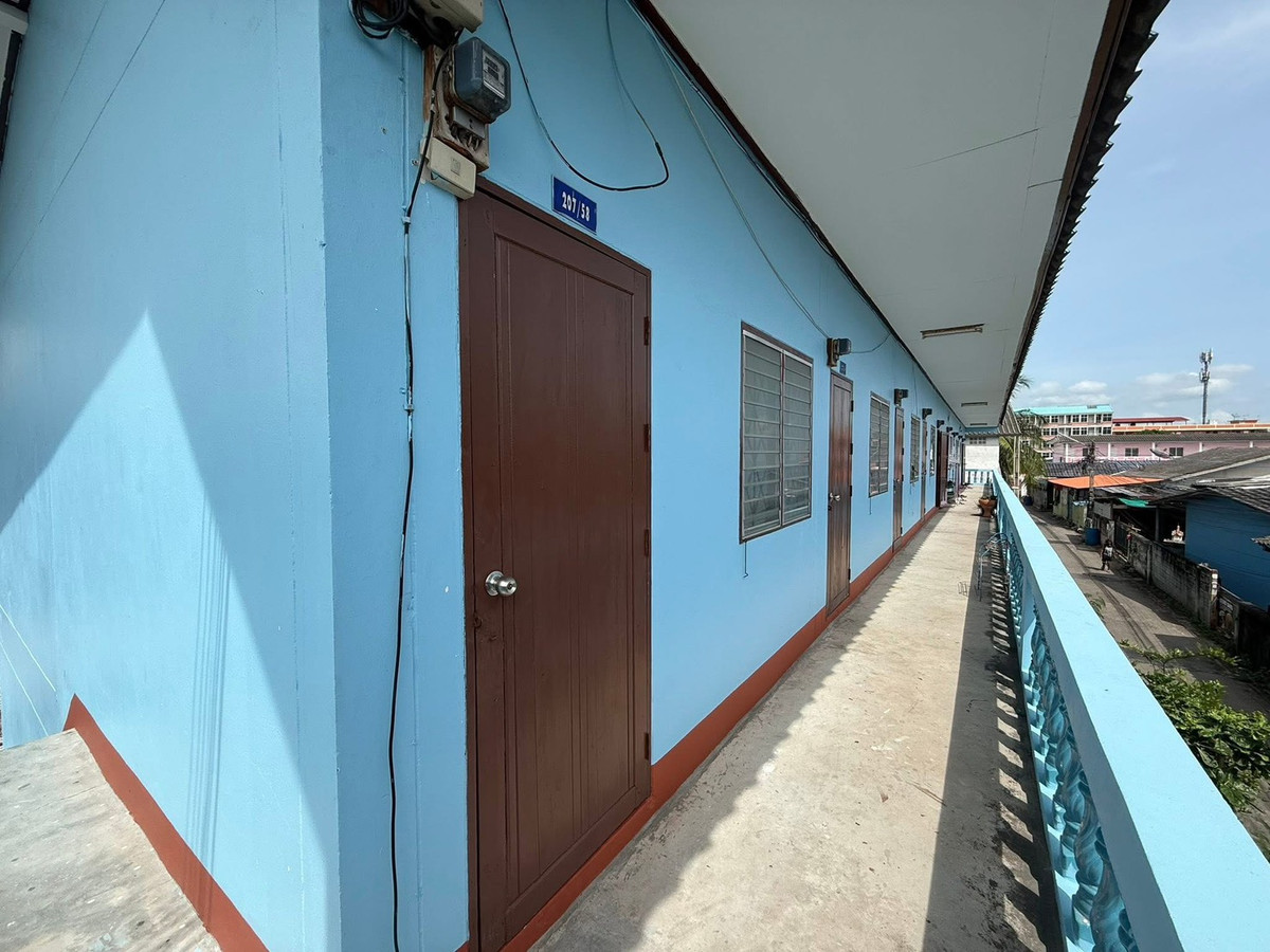 For SalePattaya, Bangsaen, Chonburi : Apartment with land 393 square wah, Sahapat Group, Chonburi / 2 floors (FOR SALE) YEAN095