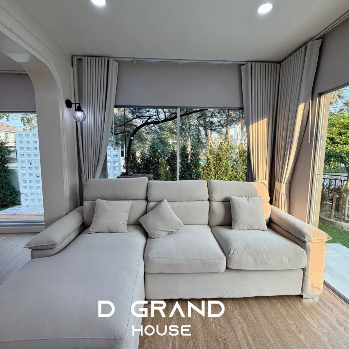 ขายบ้านพระราม 5 ราชพฤกษ์ บางกรวย : บ้านรีโนเวทใหม่ พร้อมอยู่ หลังมุม ตำแหน่งสวย ติด Clubhouse  “ไลฟ์ บางกอก บูเลอวาร์ด ราชพฤกษ์–รัตนาธิเบศร์” 