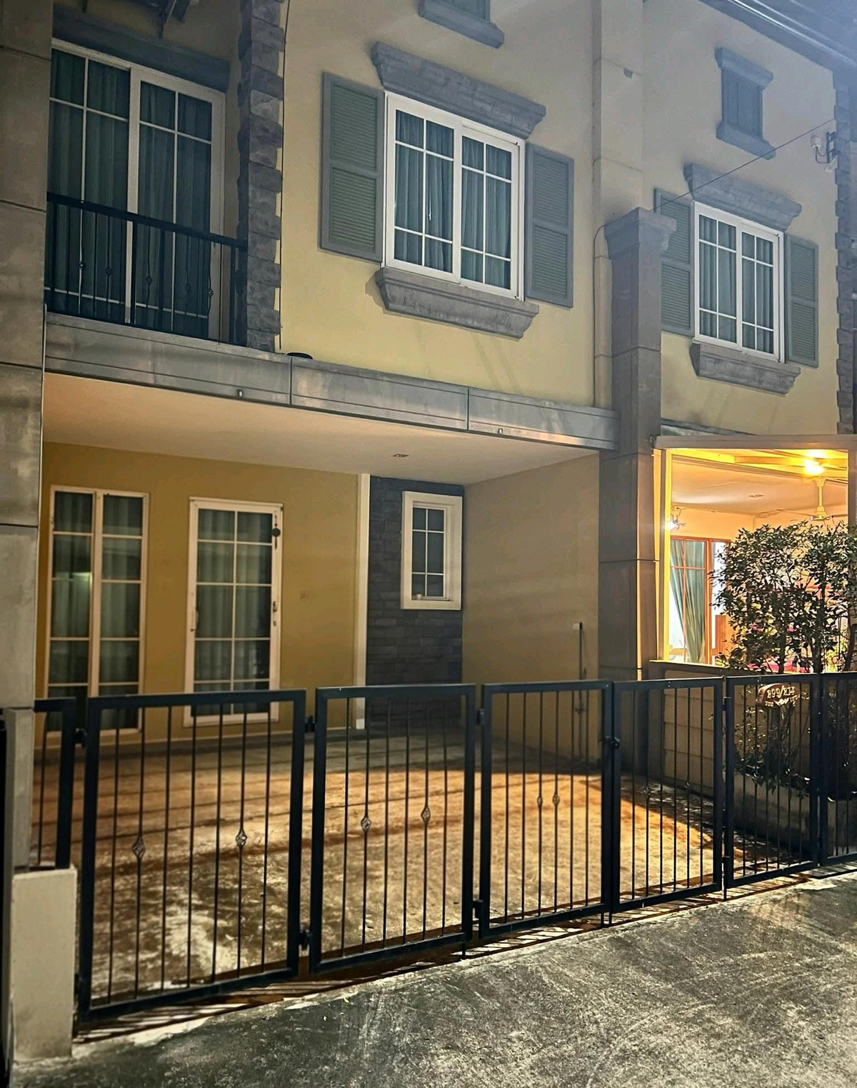 ให้เช่าทาวน์โฮมบางแค เพชรเกษม : ให้เช่า โกลเด้น ทาวน์ บางแค 1 ทาวน์โฮมสวย สังคมดี 4ห้องนอน3ห้องน้ำ พร้อมเข้าอยู่ ใกล้เดอะมอลล์บางแค