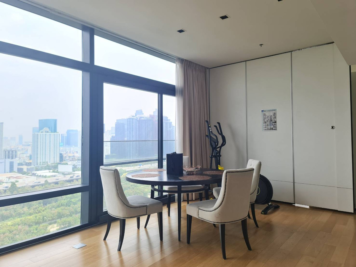 For SaleCondoRama9, Petchburi, RCA : Circle Living Prototype / corner room with open view Best value, near MRT Phetchaburi / 2 bedrooms, 82 sq m. Call 0937890899