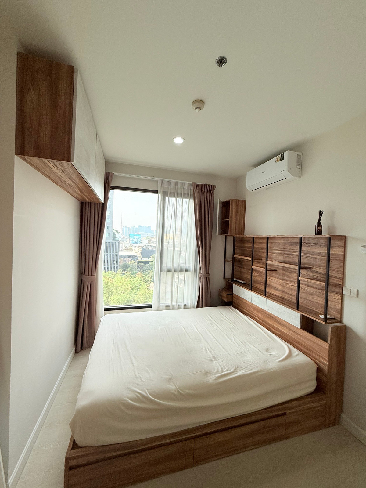 ให้เช่าคอนโดพระราม 9 เพชรบุรีตัดใหม่ RCA : ให้เช่าด่วน!! พร้อมเข้าอยู่ 4 ก.พ. 69 นี้  จองก่อนได้ก่อน ห้องมาไวไปไว ✨The Niche Pride Thonglor-Phetchaburi