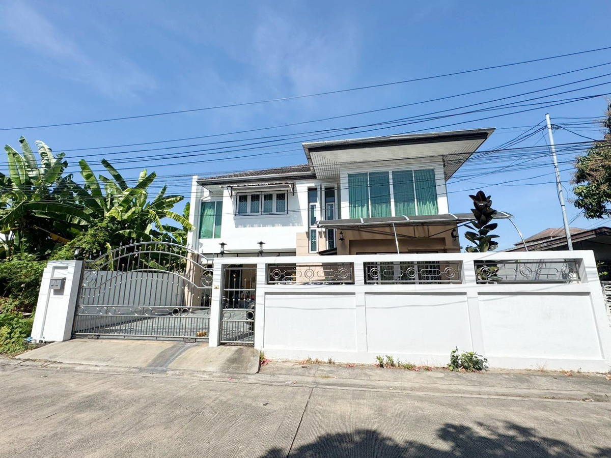 ขายบ้านพัฒนาการ ศรีนครินทร์ : ขาย บ้านเดี่ยว 2 ชั้นหมู่บ้านเคหะนคร 3 54 ตร.วา 4 ห้องนอน ซ.พัฒนาการ 50 พร้อมอยู่