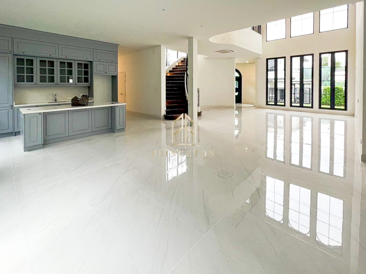 บ้านพัฒนาการ ศรีนครินทร์ : ขายขาดทุน ราคาดีที่สุดในโครงการ นาราสิริ กรุงเทพกรีฑา📞 092-4252445 Narasiri Krungthep Kreetha 