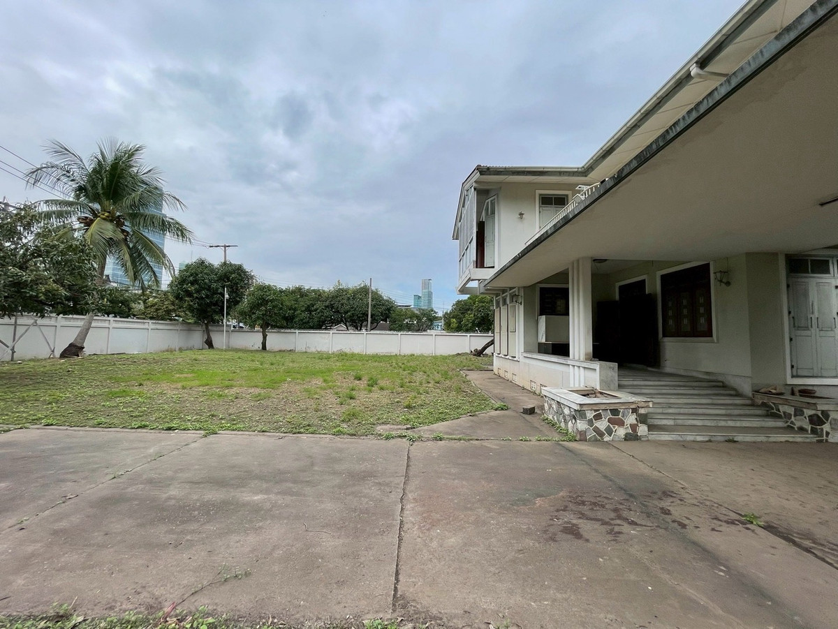 ให้เช่าบ้านอารีย์ อนุสาวรีย์ : ให้เช่าที่ดินพร้อมบ้าน อารีย์–พหลโยธิน 596.5 ตร.ว. ใกล้ BTS อารีย์ รองรับการใช้เชิงพาณิชย์และการพัฒนาในอนาคต