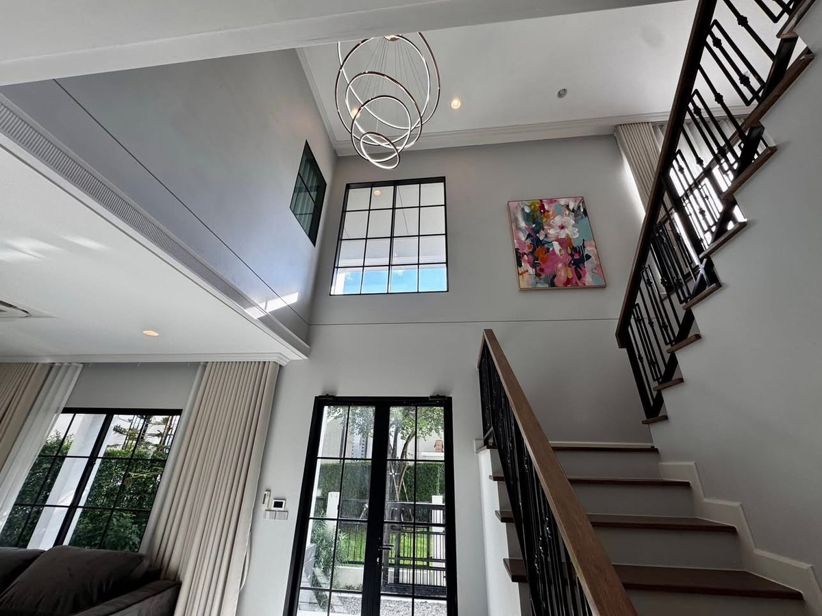 ให้เช่าบ้านลาดกระบัง สุวรรณภูมิ : 🏡 บ้านเดี่ยวสองชั้น โครงการเศรษฐสิริบางนา-สุวรรณภูมิ ทำเลดีติดถนนใหญ่ แปลงมุมส่วนตัว