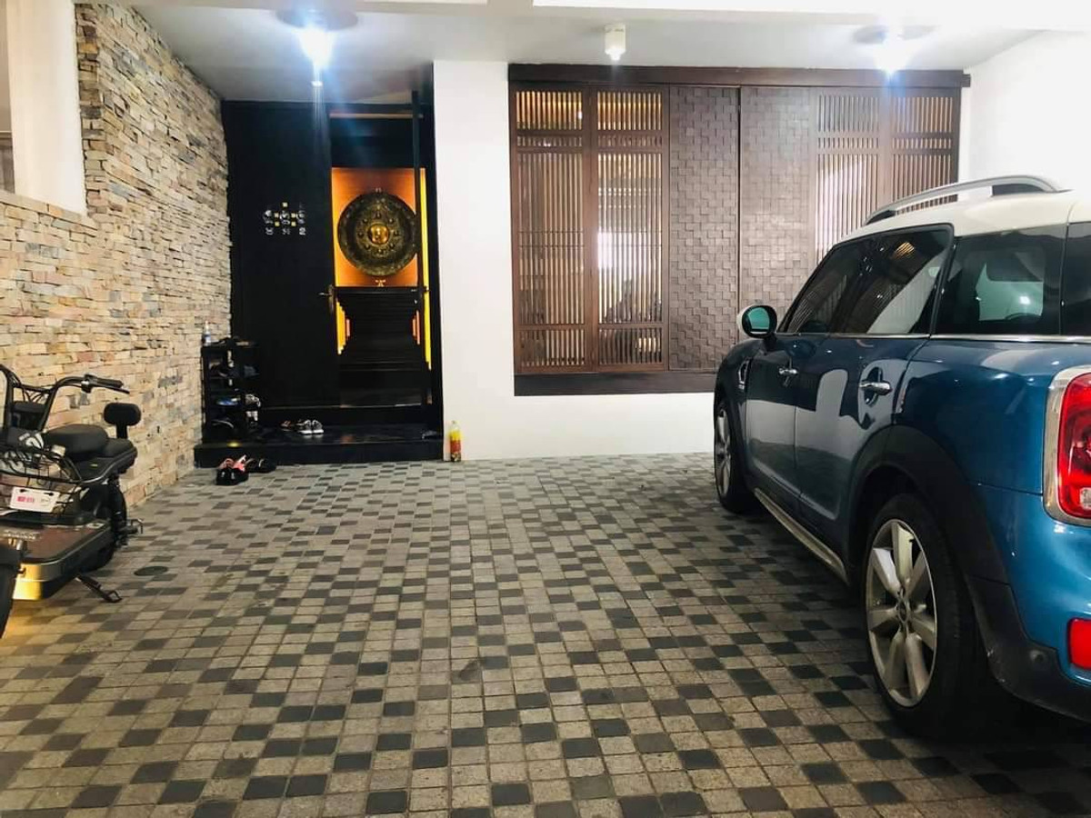 ให้เช่าทาวน์โฮมพระราม 3 สาธุประดิษฐ์ : ทาวน์โฮม 4 ชั้น รีโนเวทใหม่ ทำเลดี พร้อมเฟอร์นิเจอร์ ตกแต่งสวยงาม ให้เช่า ย่านพระราม3-ยานนาวา ใกล้โลตัส พระราม 3 เพียง 1.6 กม.