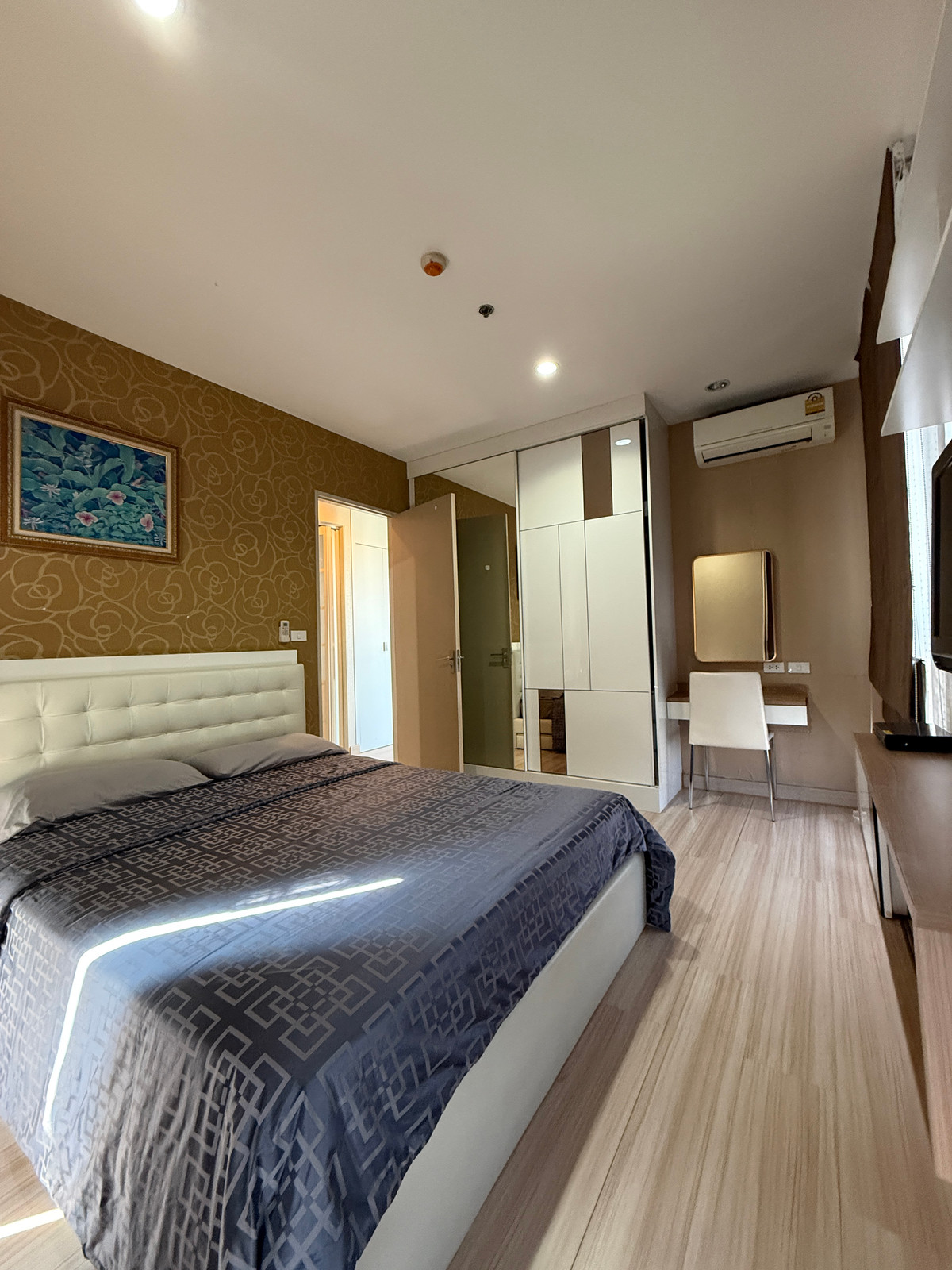 ให้เช่าคอนโดรัตนาธิเบศร์ สนามบินน้ำ พระนั่งเกล้า : ด่วนห้องสวย พร้อมอยู่