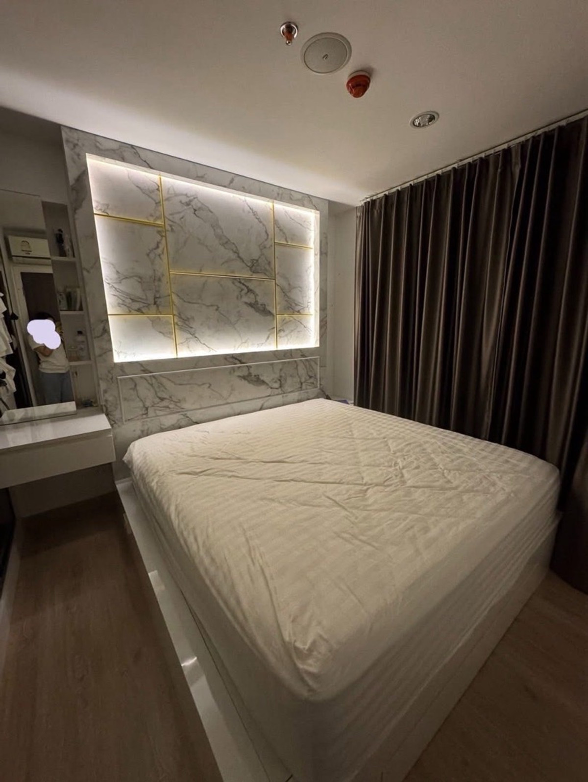 ให้เช่าคอนโดปิ่นเกล้า จรัญสนิทวงศ์ : ให้เช่าห้องสวย Thana Astoria Pinklao ชั้น 20 ขนาด 35 ตร.ม. ราคา 15,000 บาท 