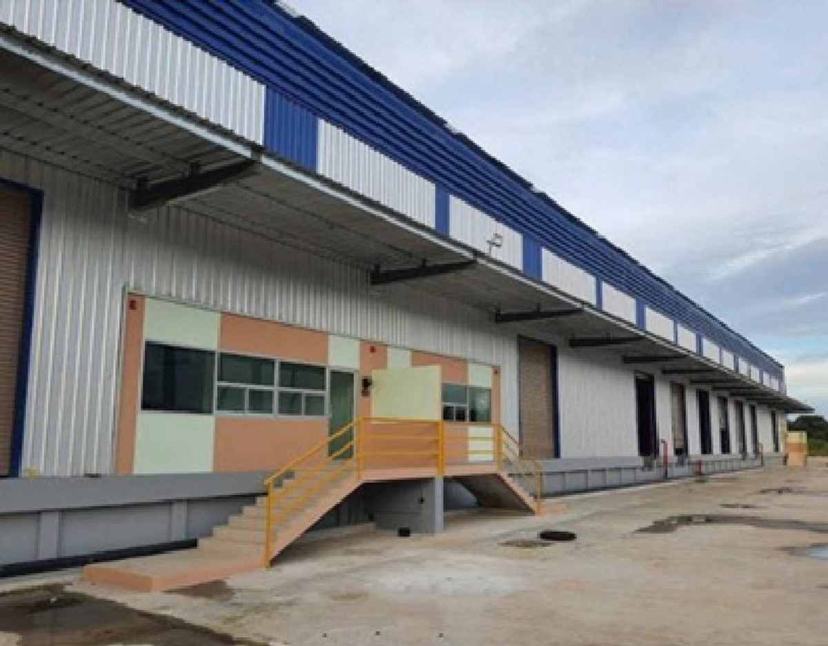 ให้เช่าโกดังปราจีนบุรี : For Rent ให้เช่าโกดัง โรงงาน พร้อมออฟฟิศในตัว ใกล้นิคมอุตสาหกรรม 304 ต.คอกสมบูรณ์ อ.ศรีมหาโพธิ คลองรั้ง ปราจีนบุรี / พื้นที่ใช้สอย 6,469 ตารางเมตร / ทำเลดีมาก / รถเทรลเลอร์ 40 ฟุต เข้าออกสะดวก