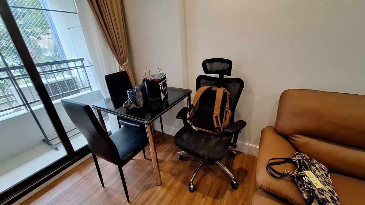 For RentCondoSathorn, Narathiwat : Condo for Rent COLLEZIO SATHORN PIPAT near BTS Chongnonsri (200metres) 43 Sq 3 Floor 1 Bedroom